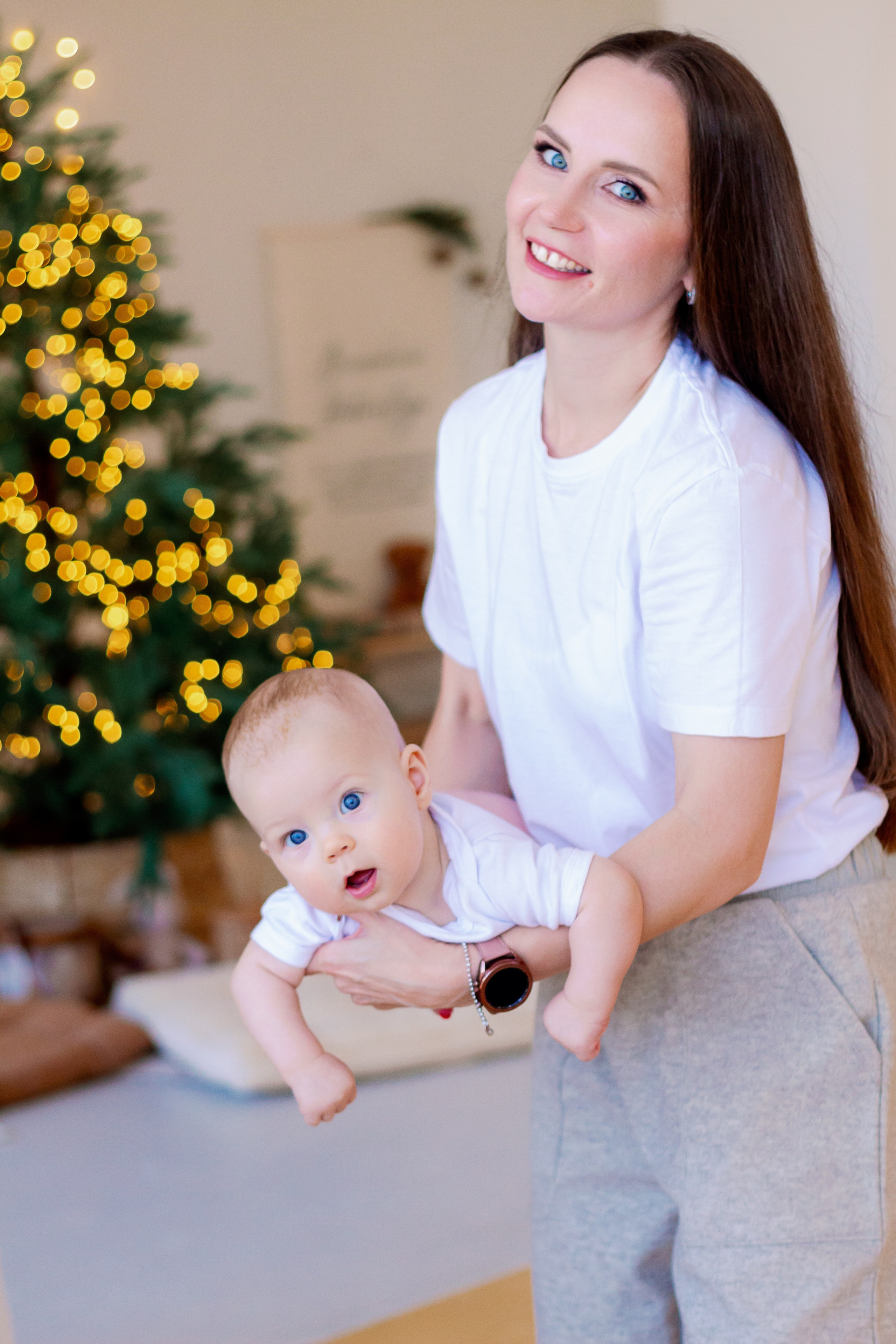 Новогодняя семейная фотосессия с малышом, Екатеринбург. Фотограф в Екатеринбурге Пойгина Елена