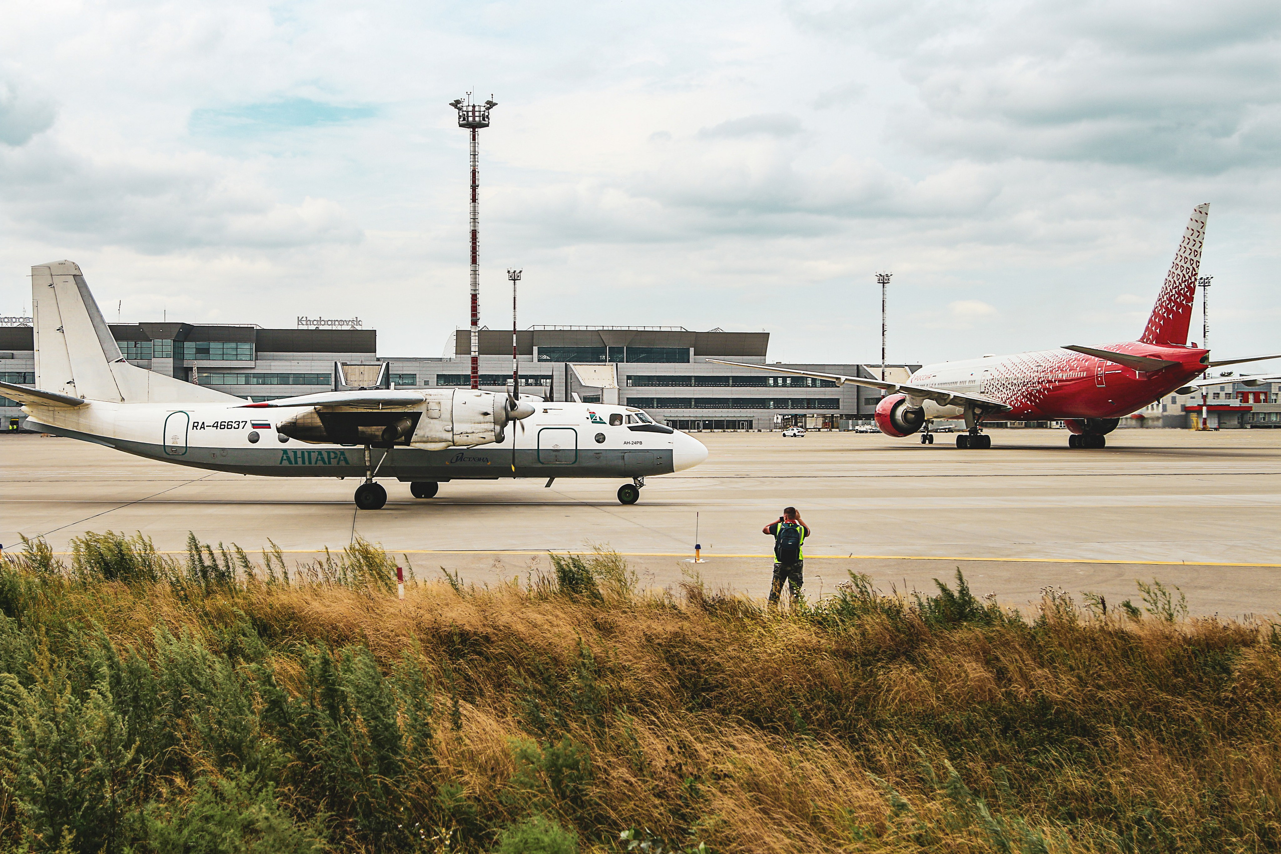 Споттинг аэропорт Хабаровска. Алиса Томшина — Фотограф / Видеограф