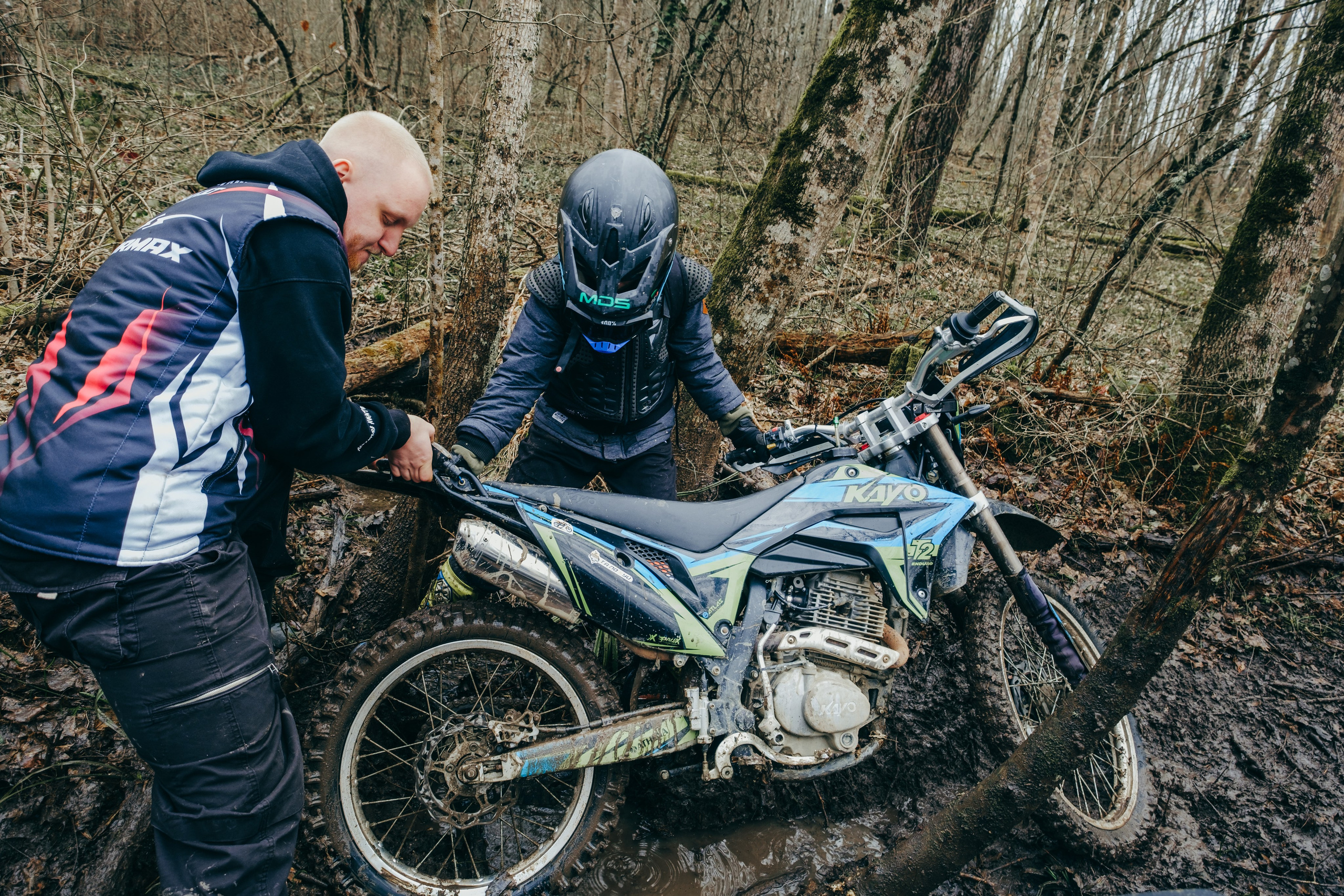 Эндуро Фест от Shamax Motors (Краснодар). Свадебный фотограф Денис Ожигин в Краснодаре и крае. Эмоциональная и стильная съемка вашего дня