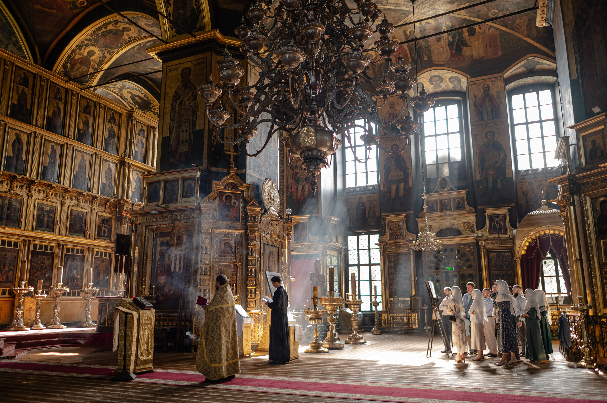 Илья & Эмилия (Москва, Покровский собор). Семейный и свадебный фотограф в Санкт-Петербурге Серафима Смирнова