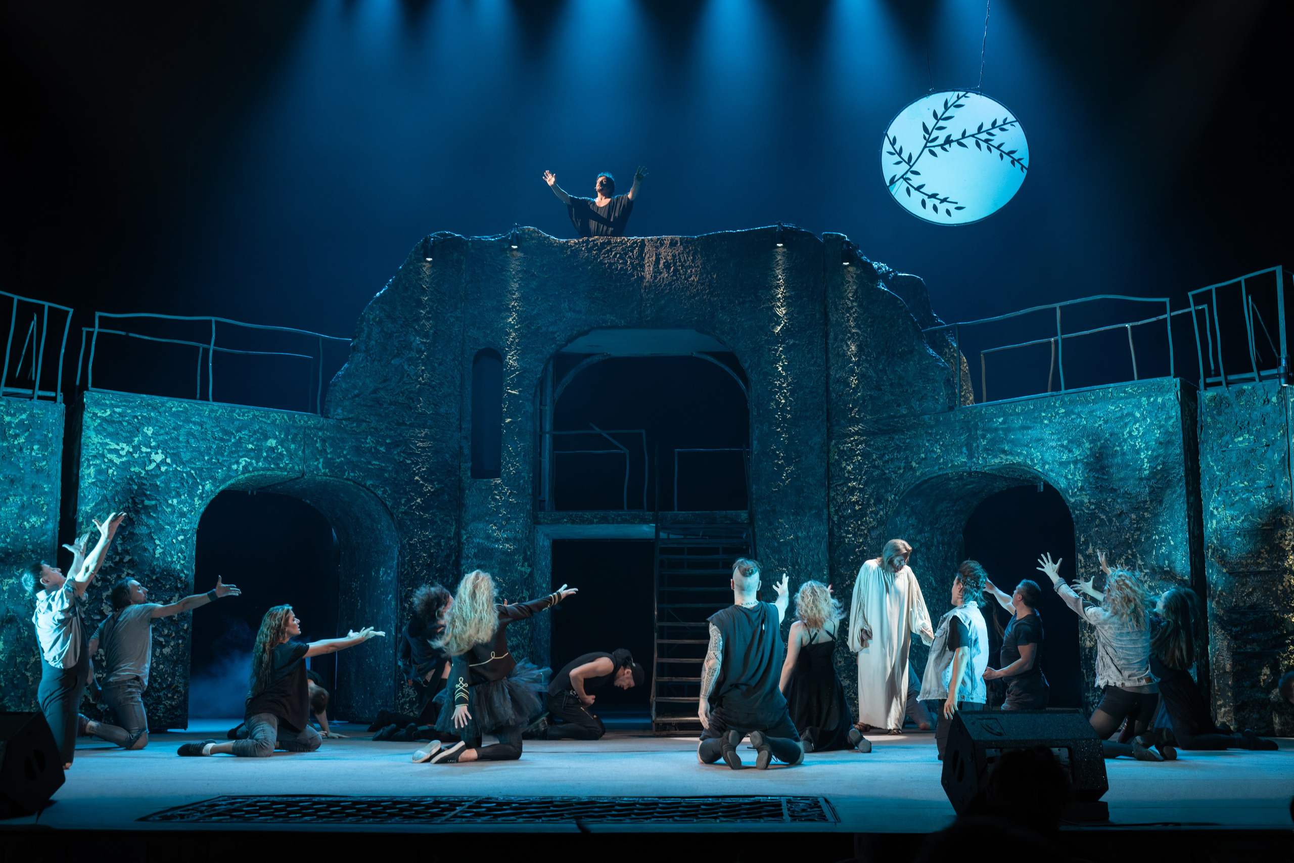 Театр Моссовета: Иисус Христос Супервезда — 35 лет на сцене. Сайт фотографа Сергея Абрамова