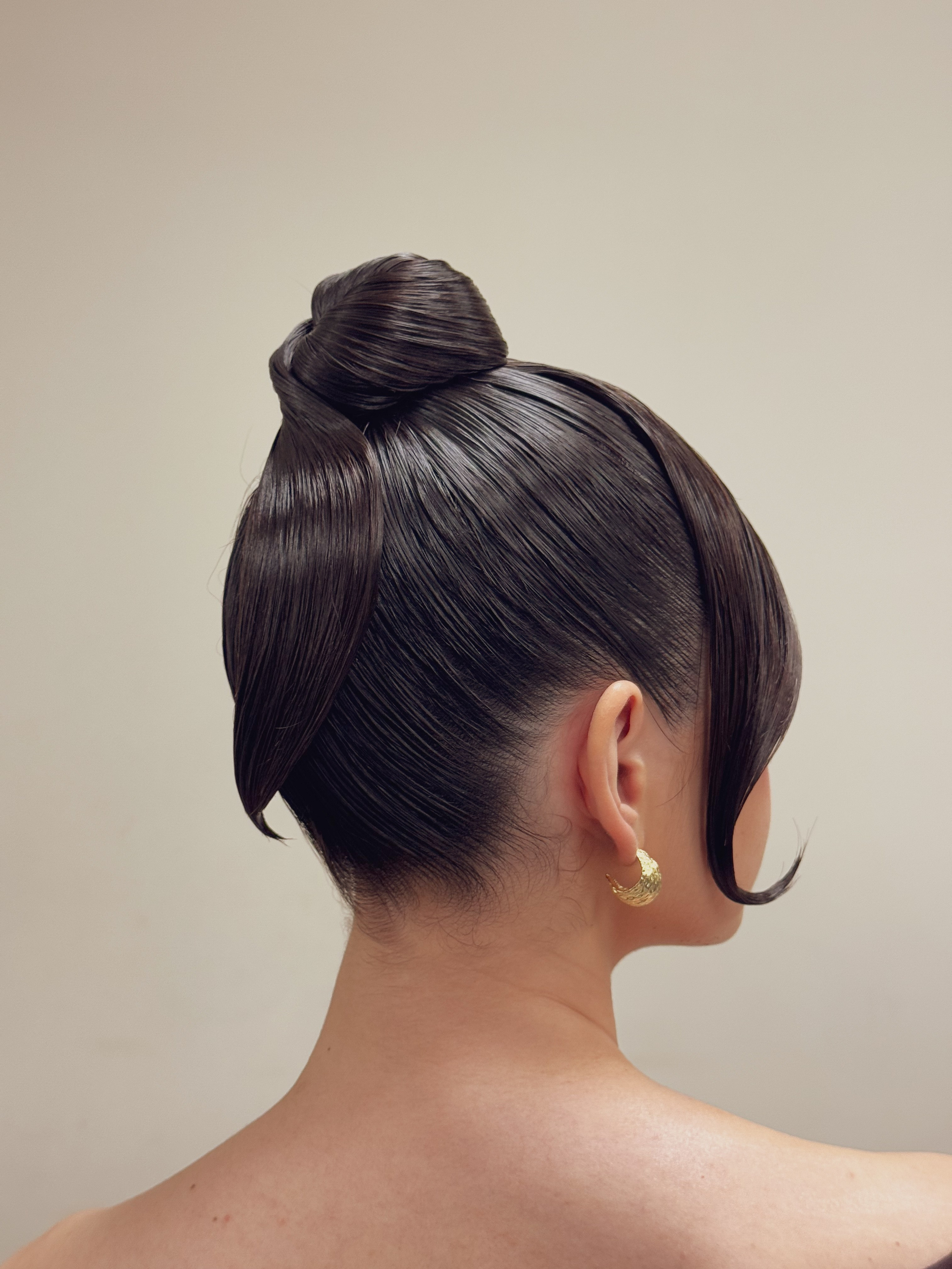 Прически. Свадебный визажист и стилист по прическам в Москве