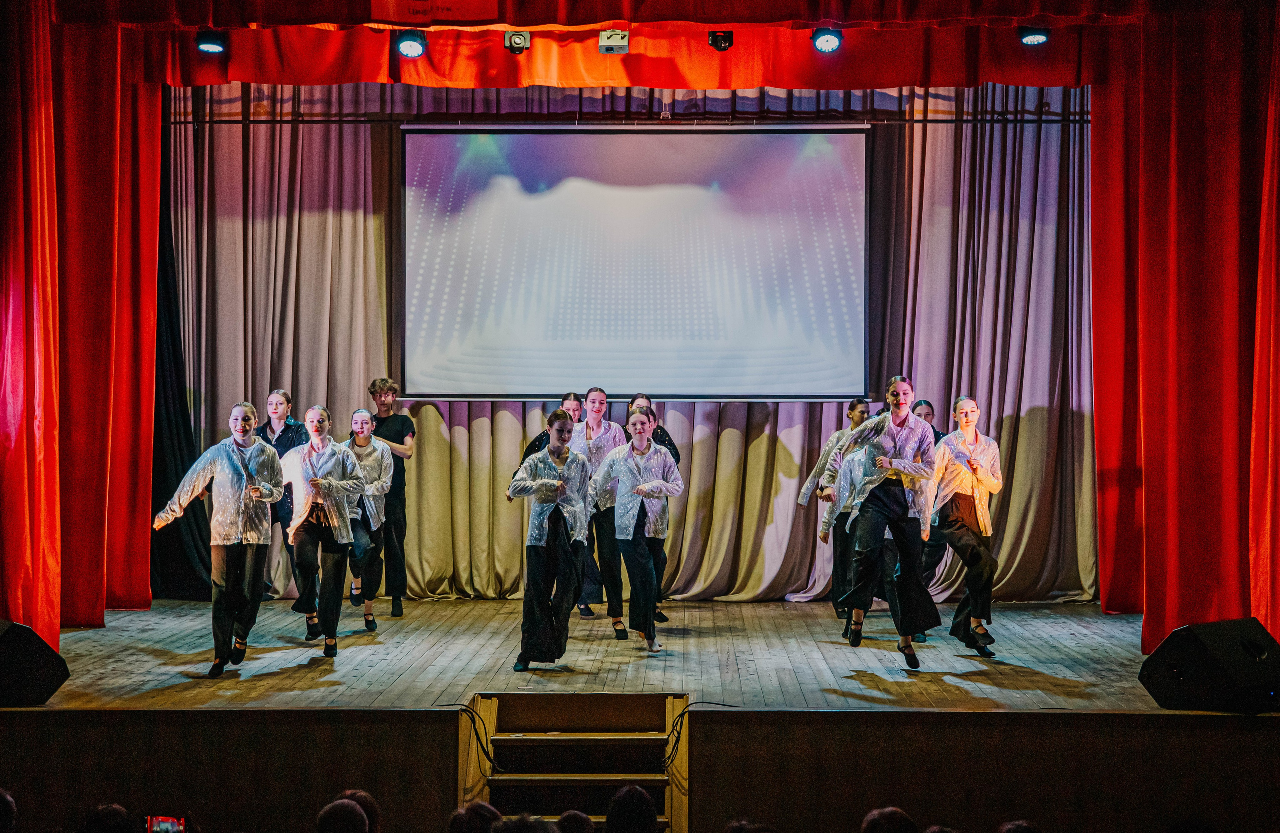 Отчетный концерт хореографического коллектива Пульс!. Фотограф Дарья Маташкова