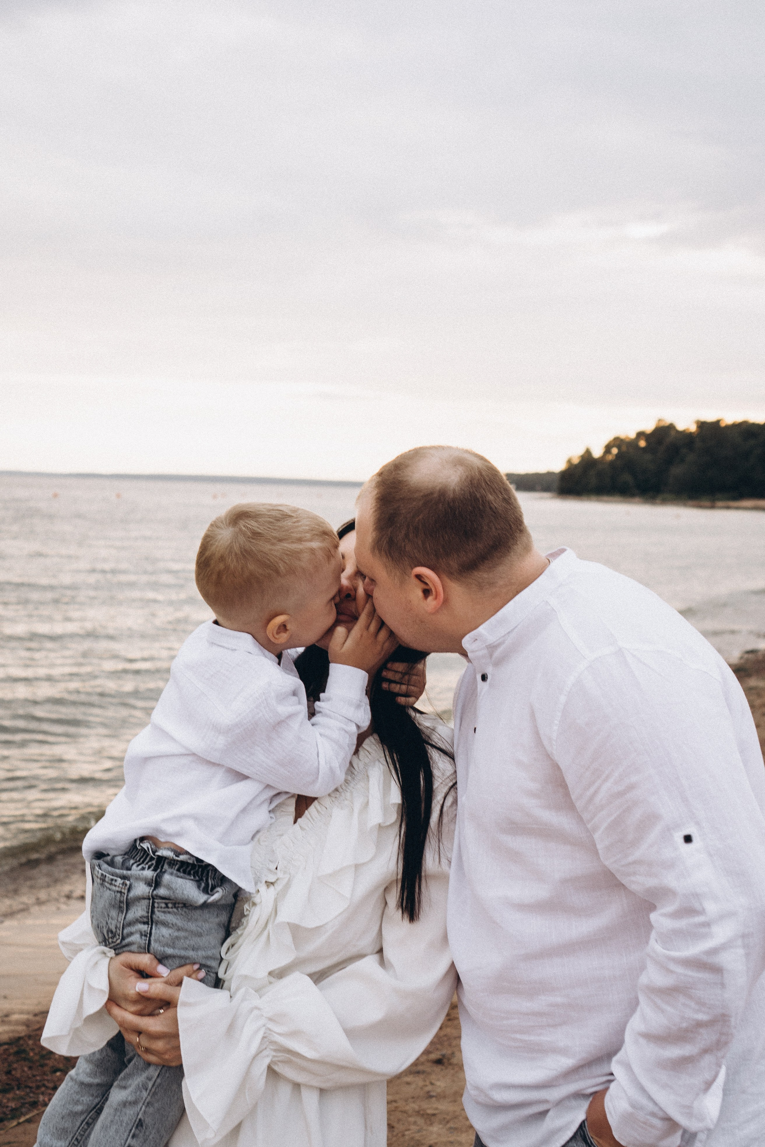 Семейная история на берегу залива. Профессиональный фотограф, Санкт-Петербург — Виктория Богомолова