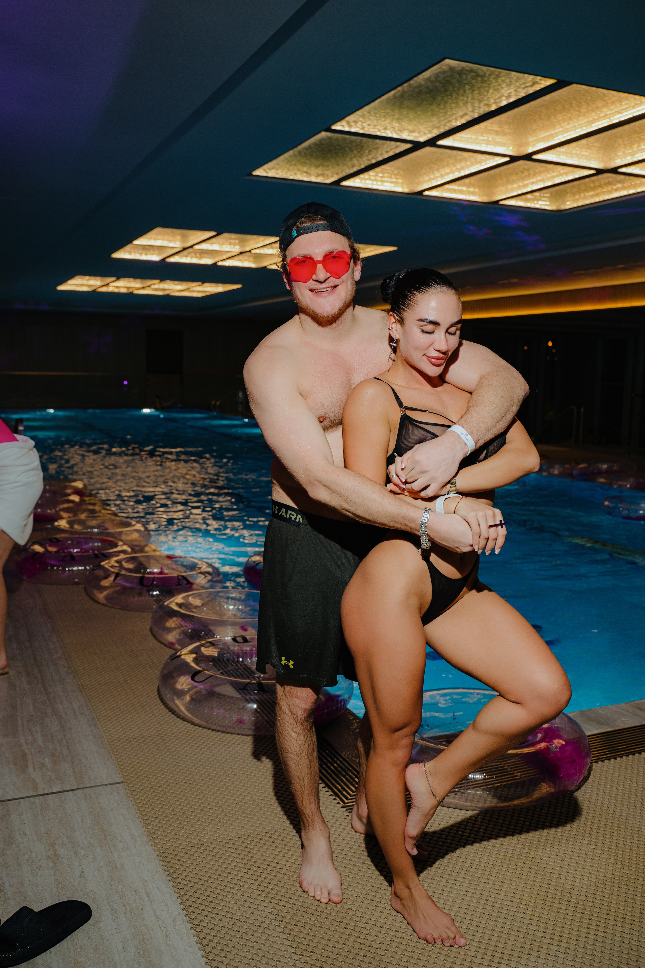 12 февраля (BENUAR Pool Party). BENUAR Restaurant