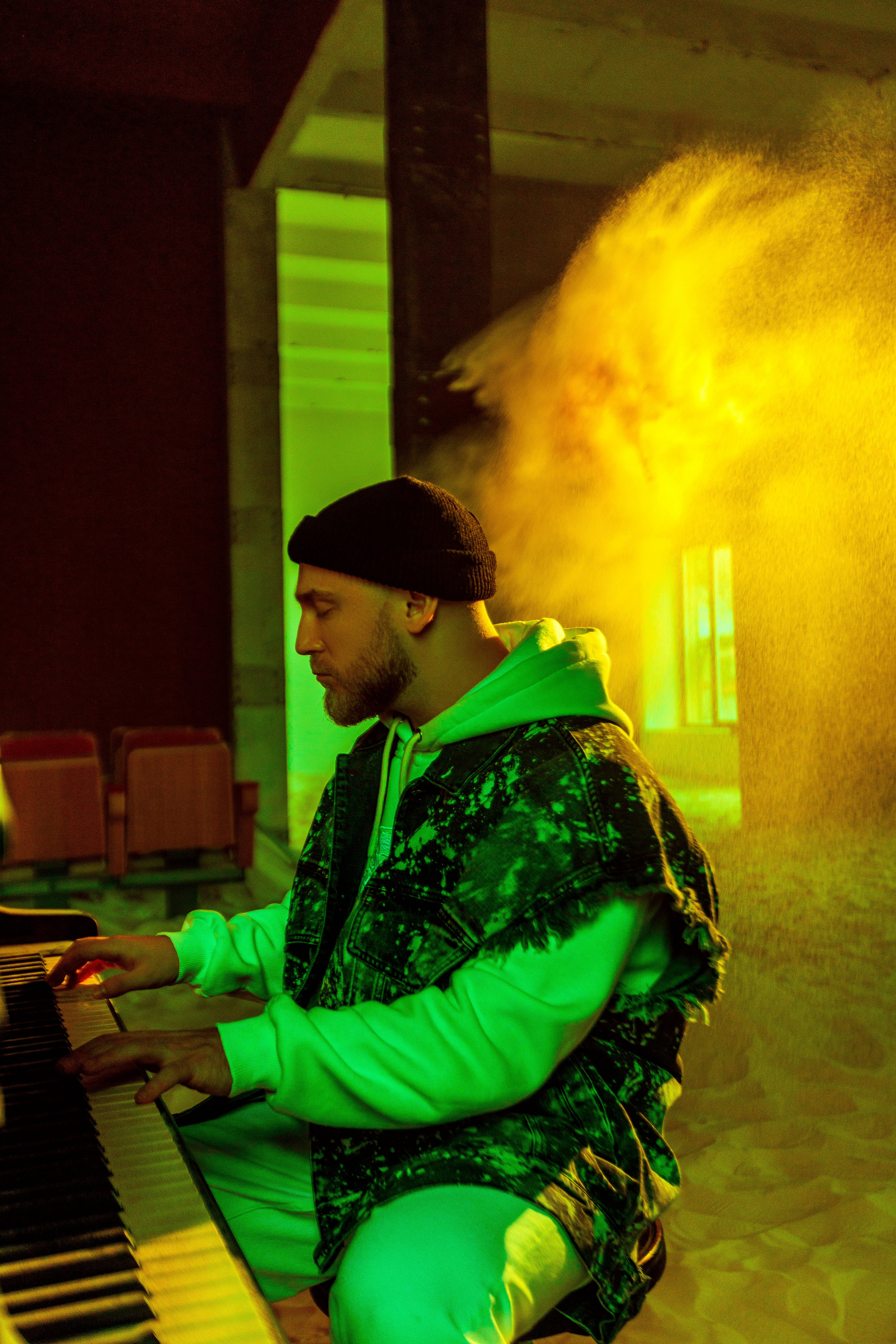 PAVEL KRIUKOV. ROOF. Стилист Анастасия Шевченко