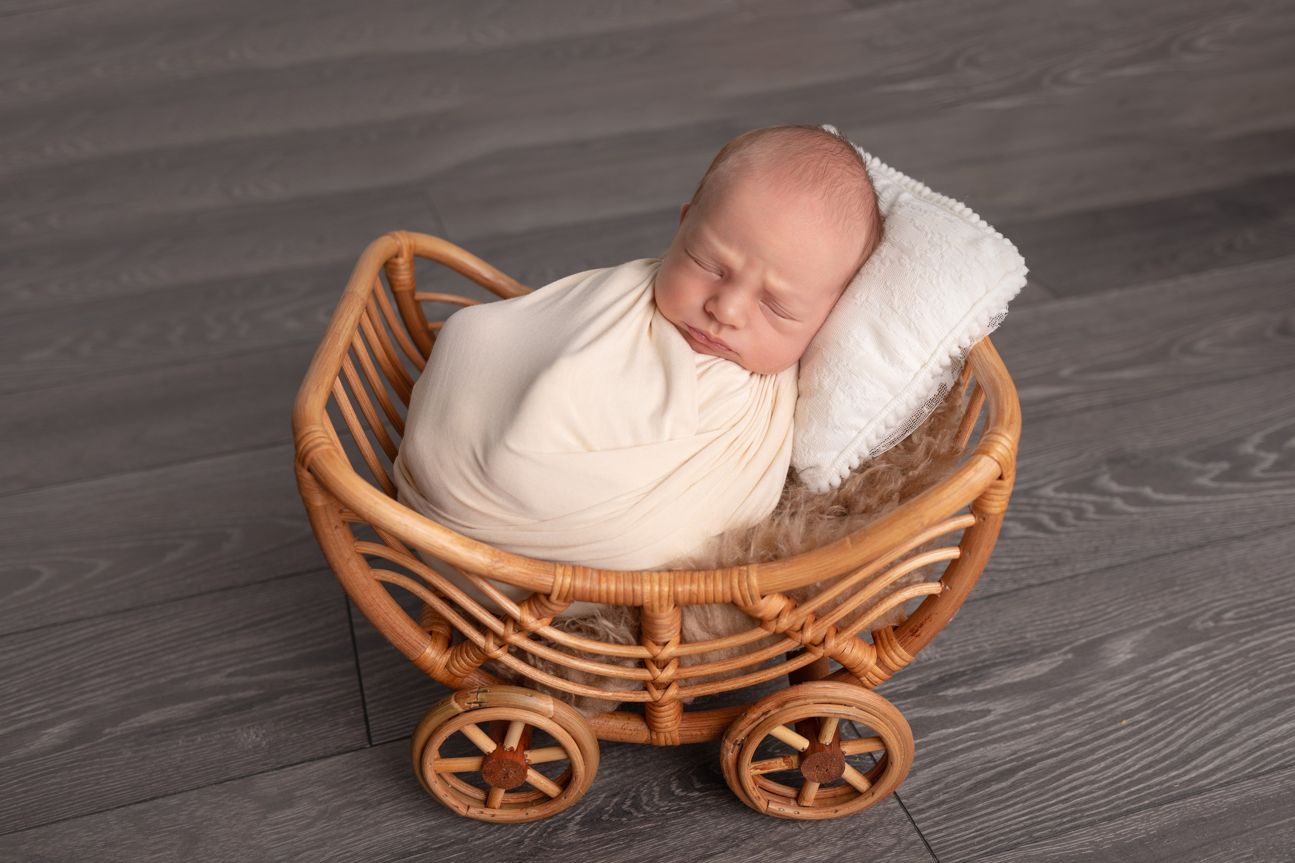 Newborn. Фотограф новорождённых в Самаре