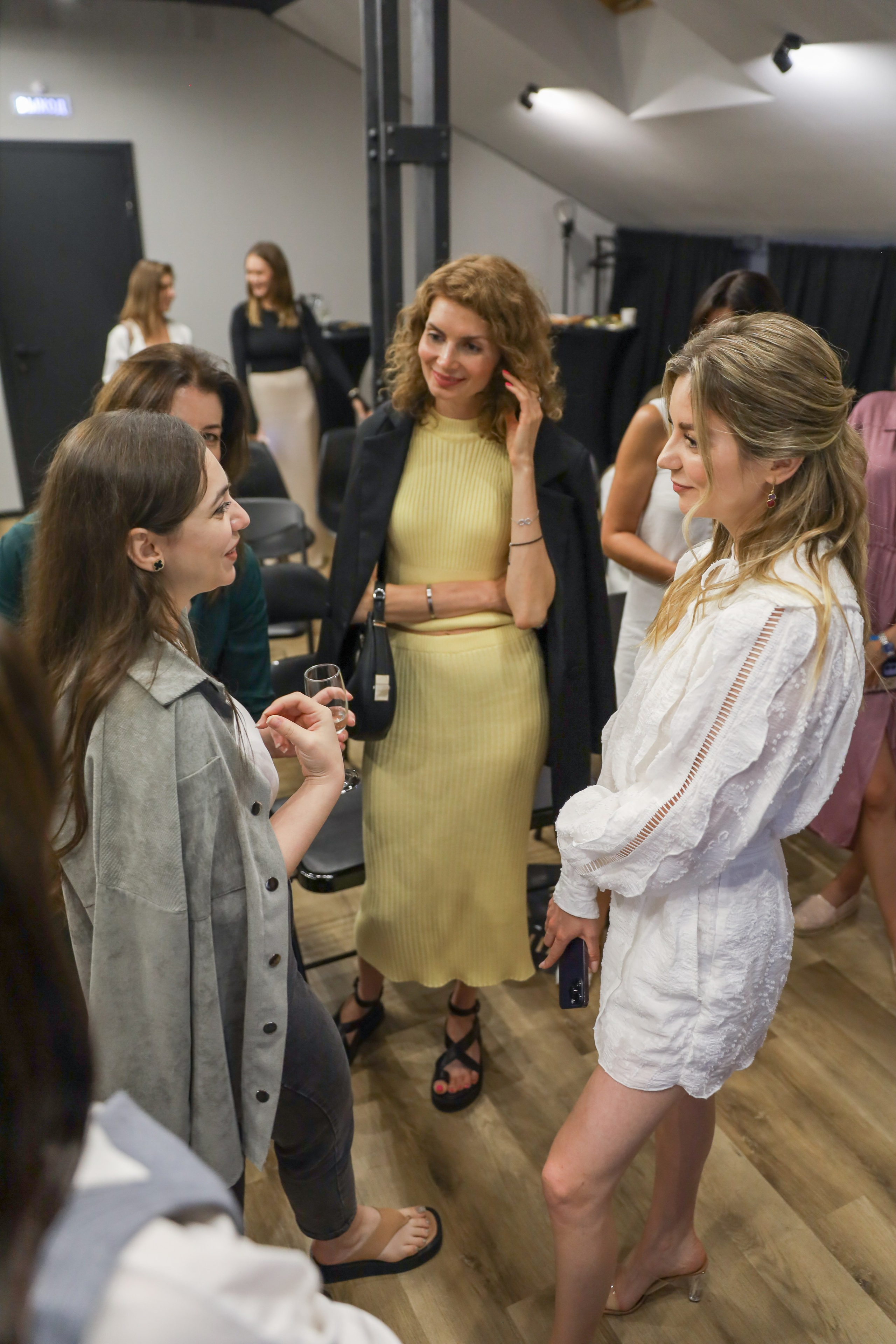 ТРАНСФОРМАЦИОННОЕ ШОУ АННЫ НОВИКОВОЙ 2023. Фотограф мероприятий Ирина Каширина