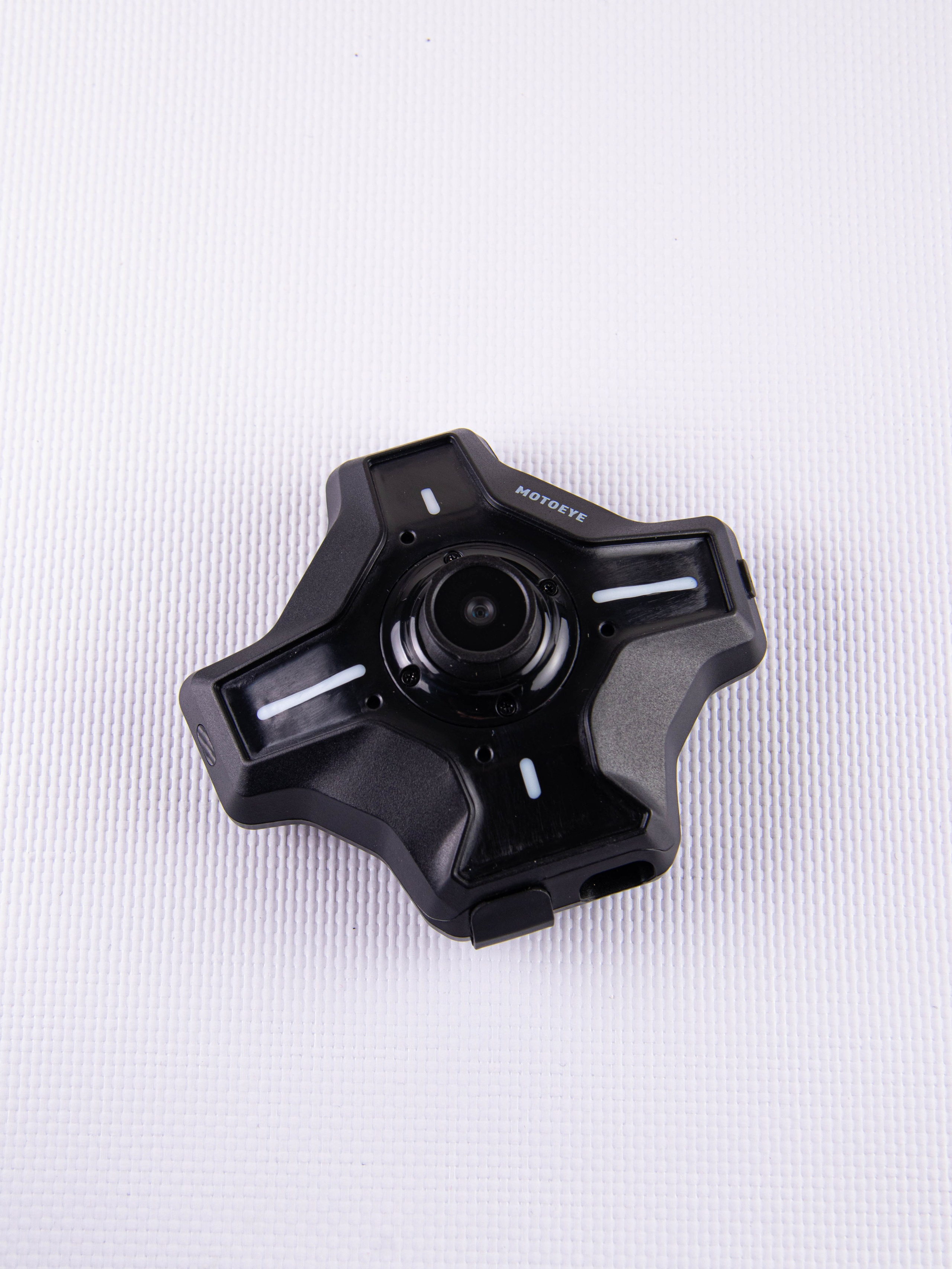 Мотоциклетный шлем. «Матрица»