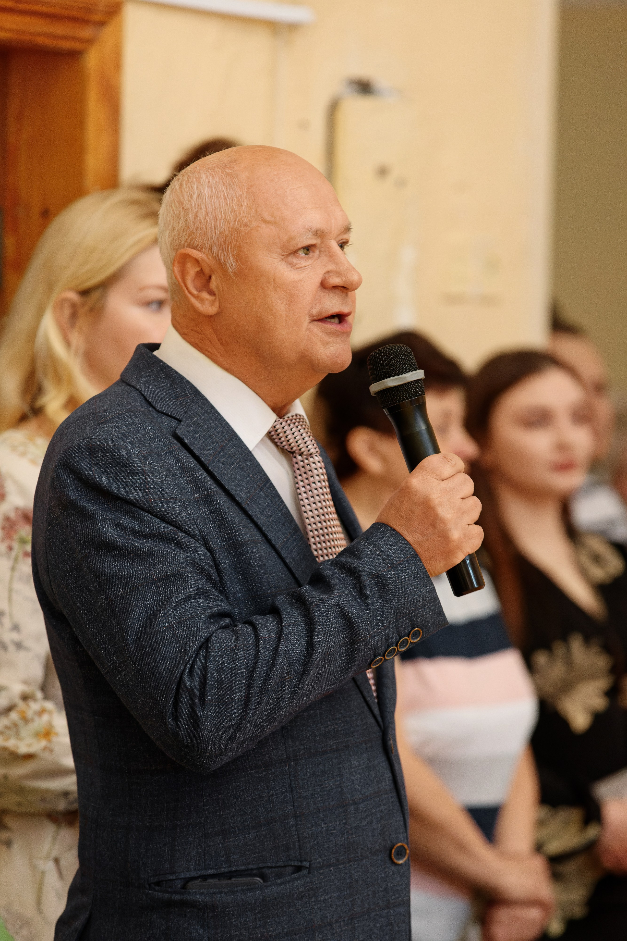 Последний звонок Школа № 42. Семейный фотограф — Макс Белогрудов