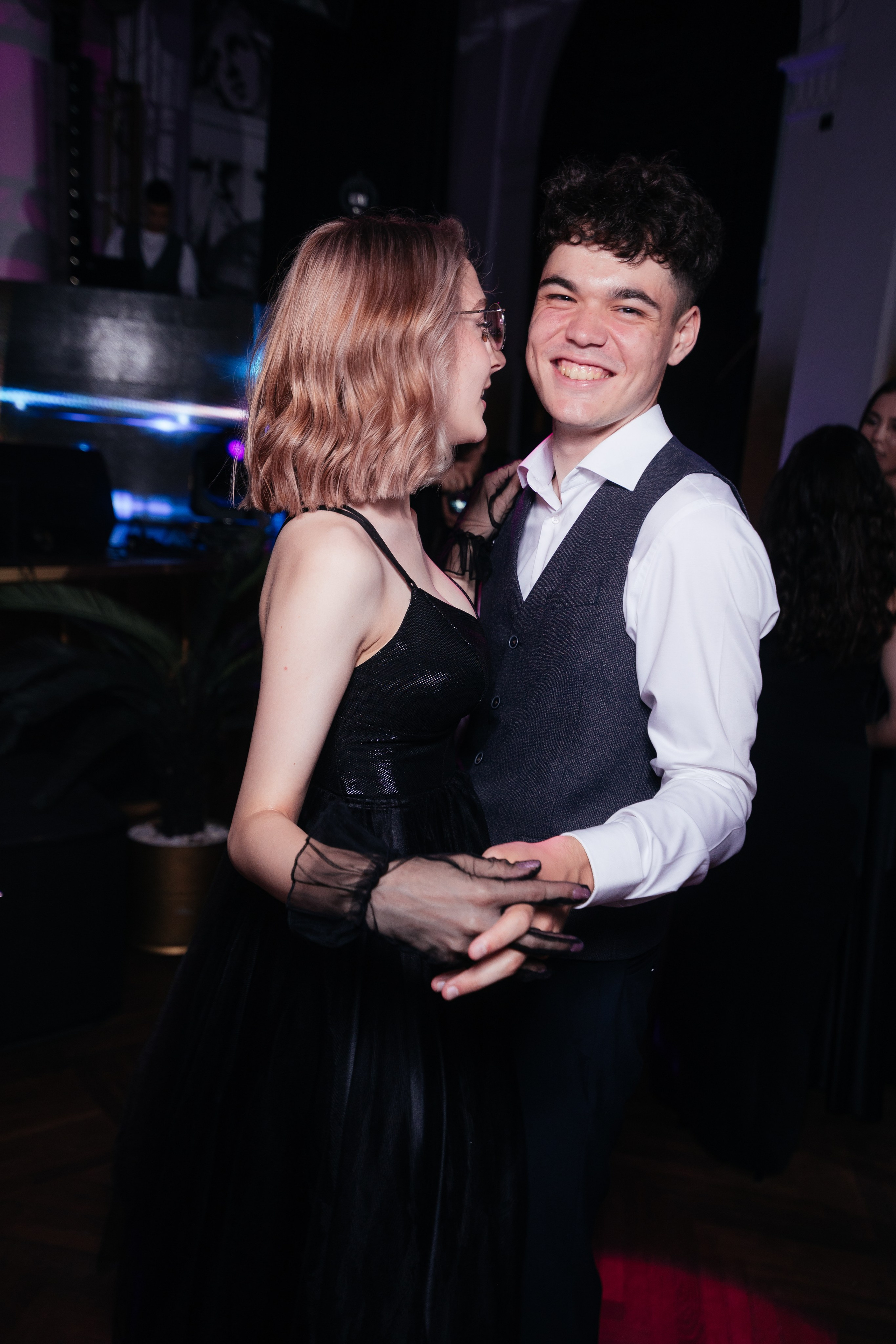 Выпускной 11 класс. Фотограф Крохин Олег