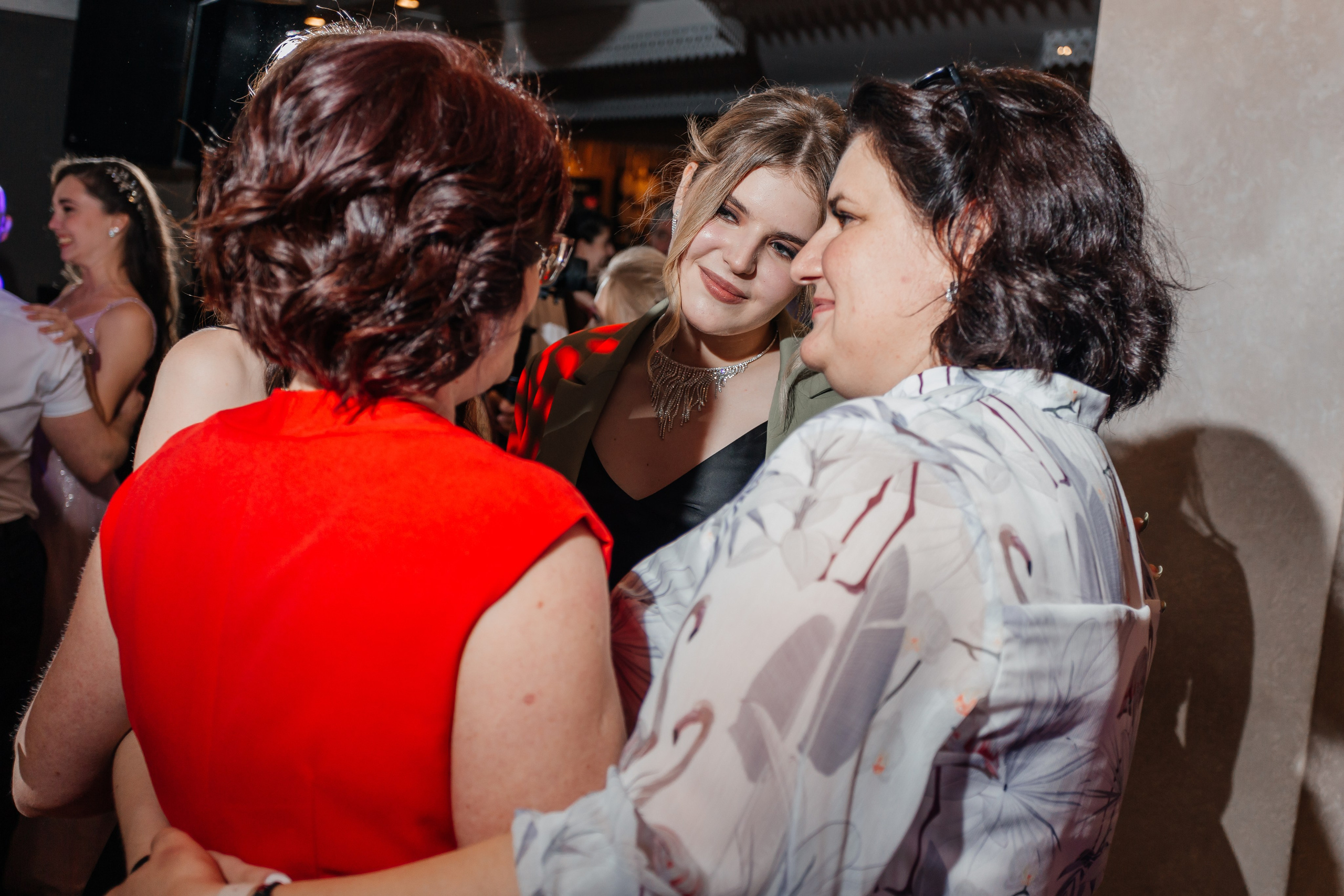 Выпускной 11 «А». Школа № 42. Свадебный фотограф в Краснодаре Николай Крауз