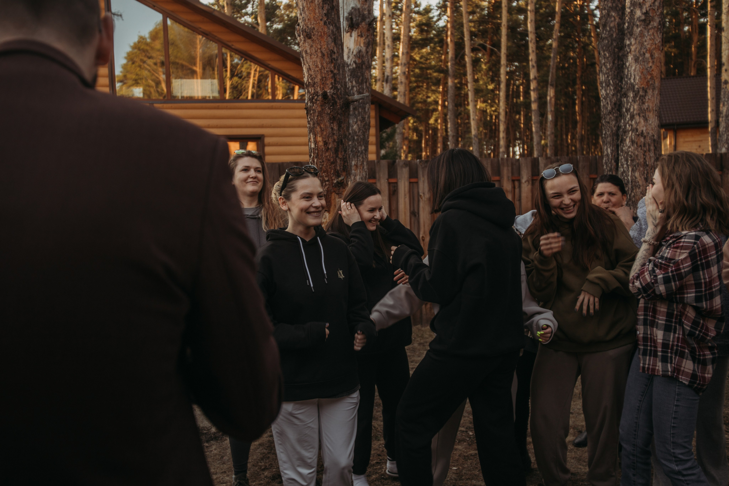 Корпоратив Muza_Arts. Венера Гайн. Репортажный фотограф  Тюмень. Обучение фотографии с 0