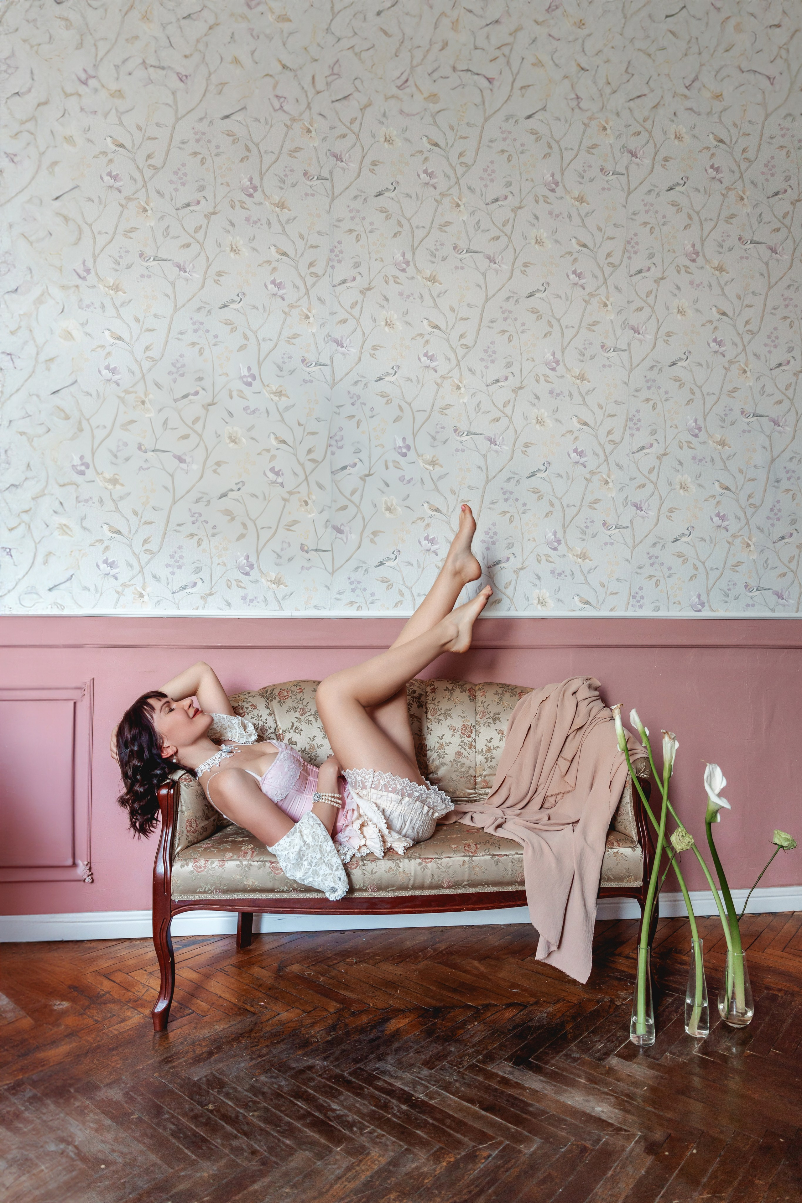 Александра. Главная