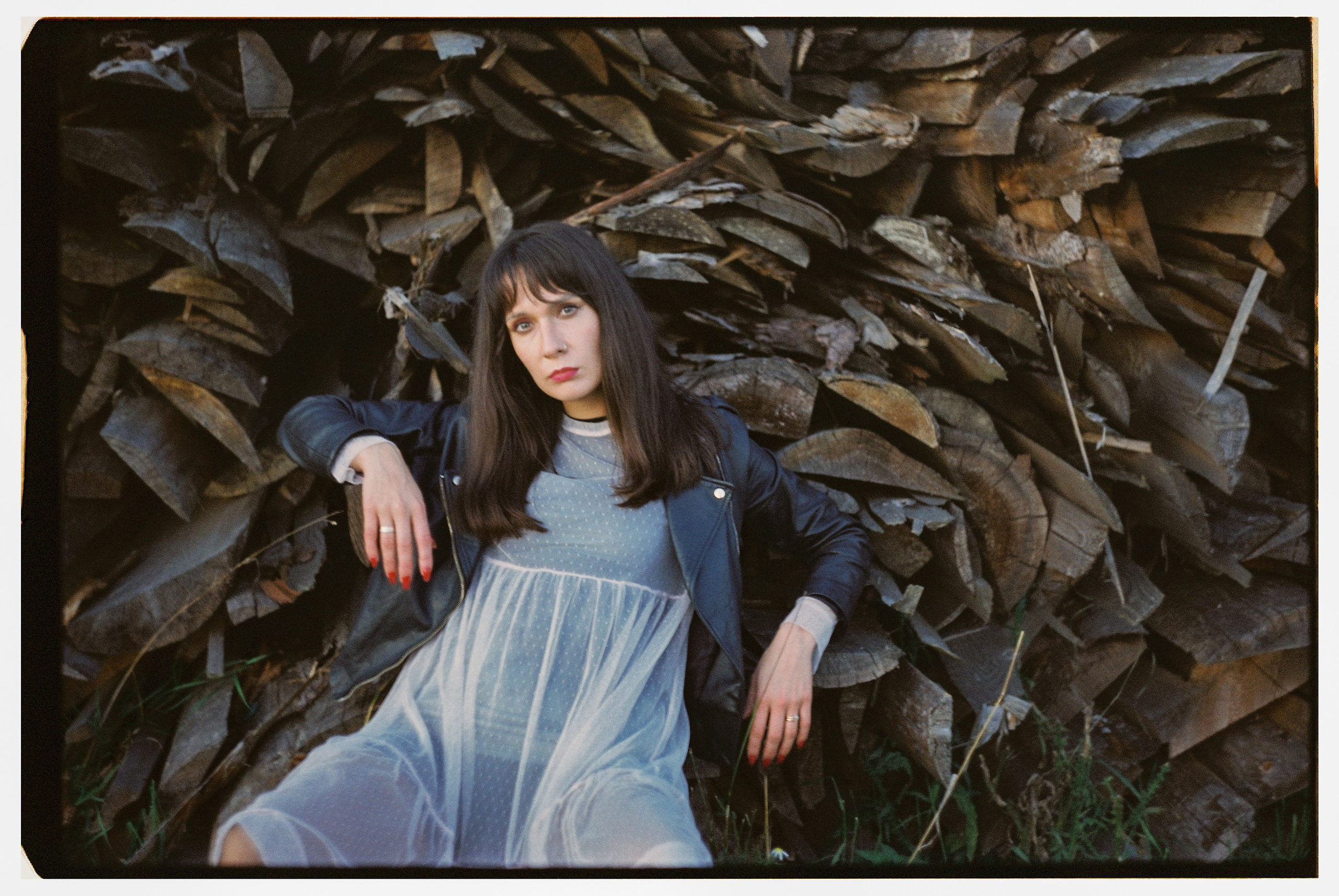 Портретная фотосессия на плёнку 35 мм на ферме в Санкт-Петербурге. Светлана Гопанюк. Портретный фотограф. Санкт-Петербург. СПб