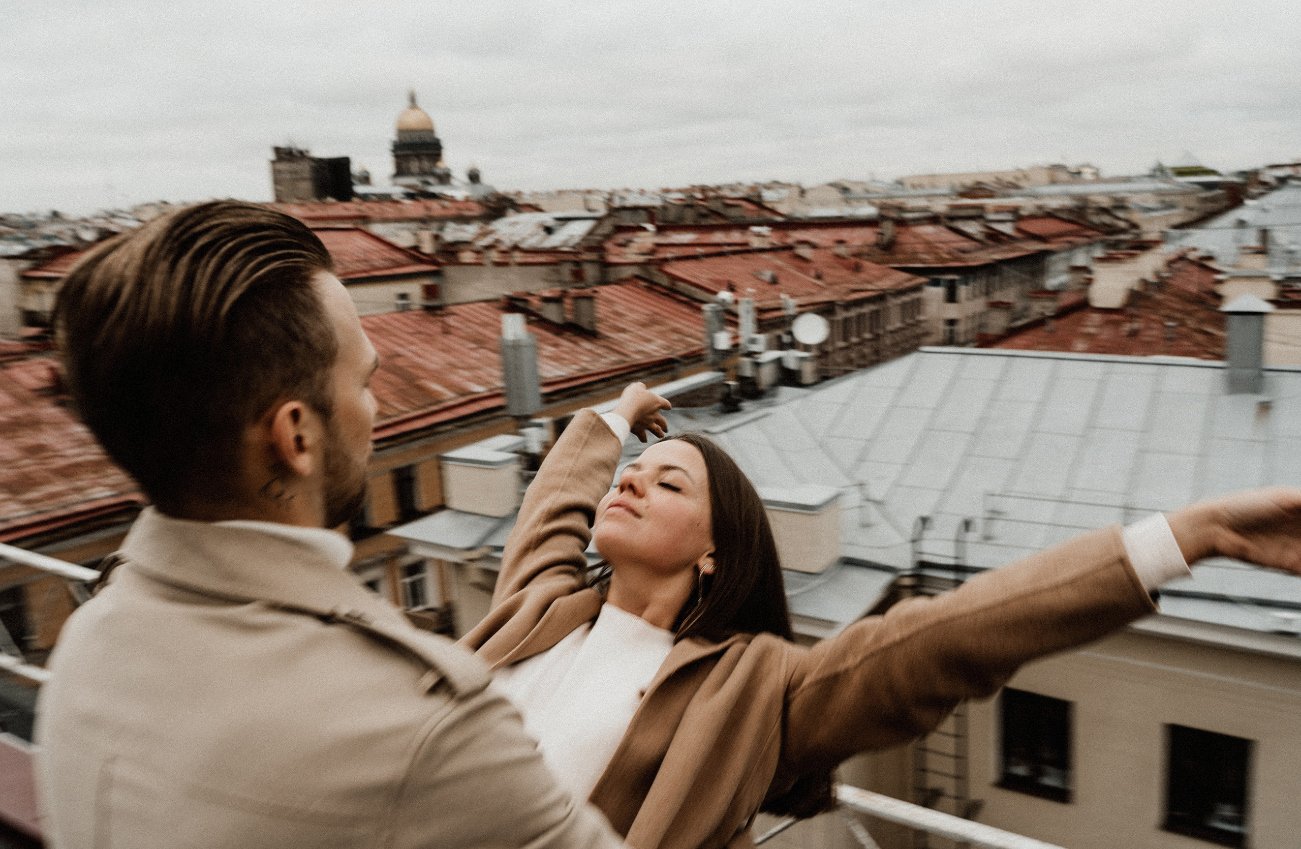 На крыше. Свадебный фотограф Анжелика Сариева