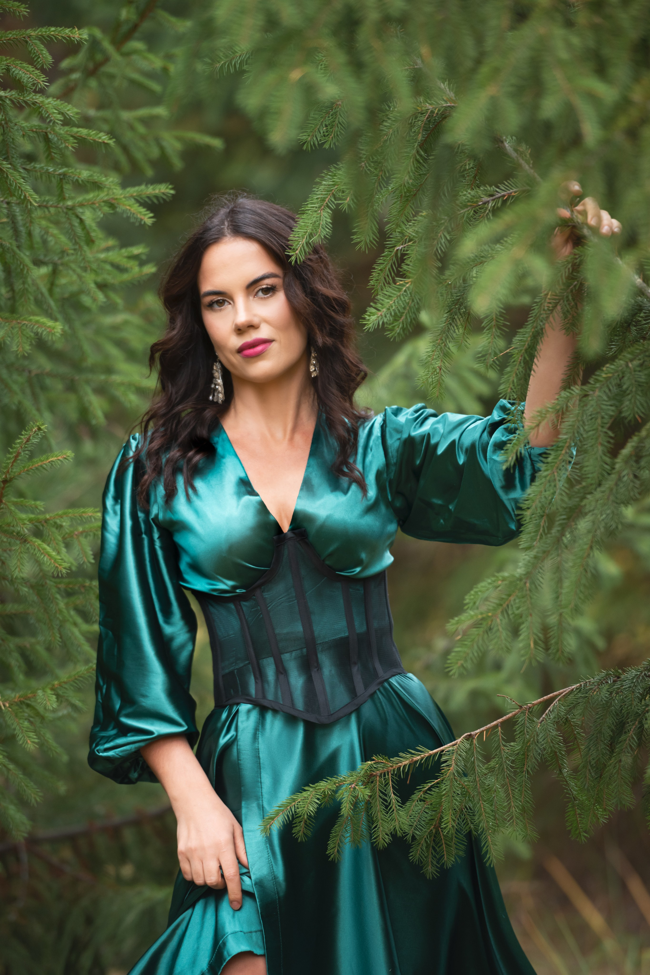 Татьяна, осенняя в платье с шлейфом. Belichev45foto.ru