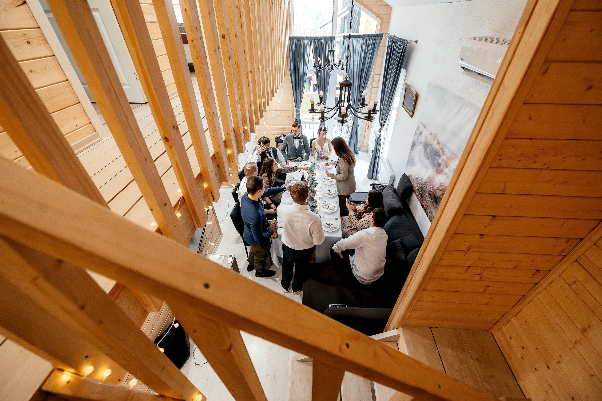 Свадебная лав стори в фотостудии Лофт 18. ЗАГС Королева и вечер в Усадьбе Гребнево. Свадебный и семейный фотограф Виктория Носачёва. Щелково, Москва и МО