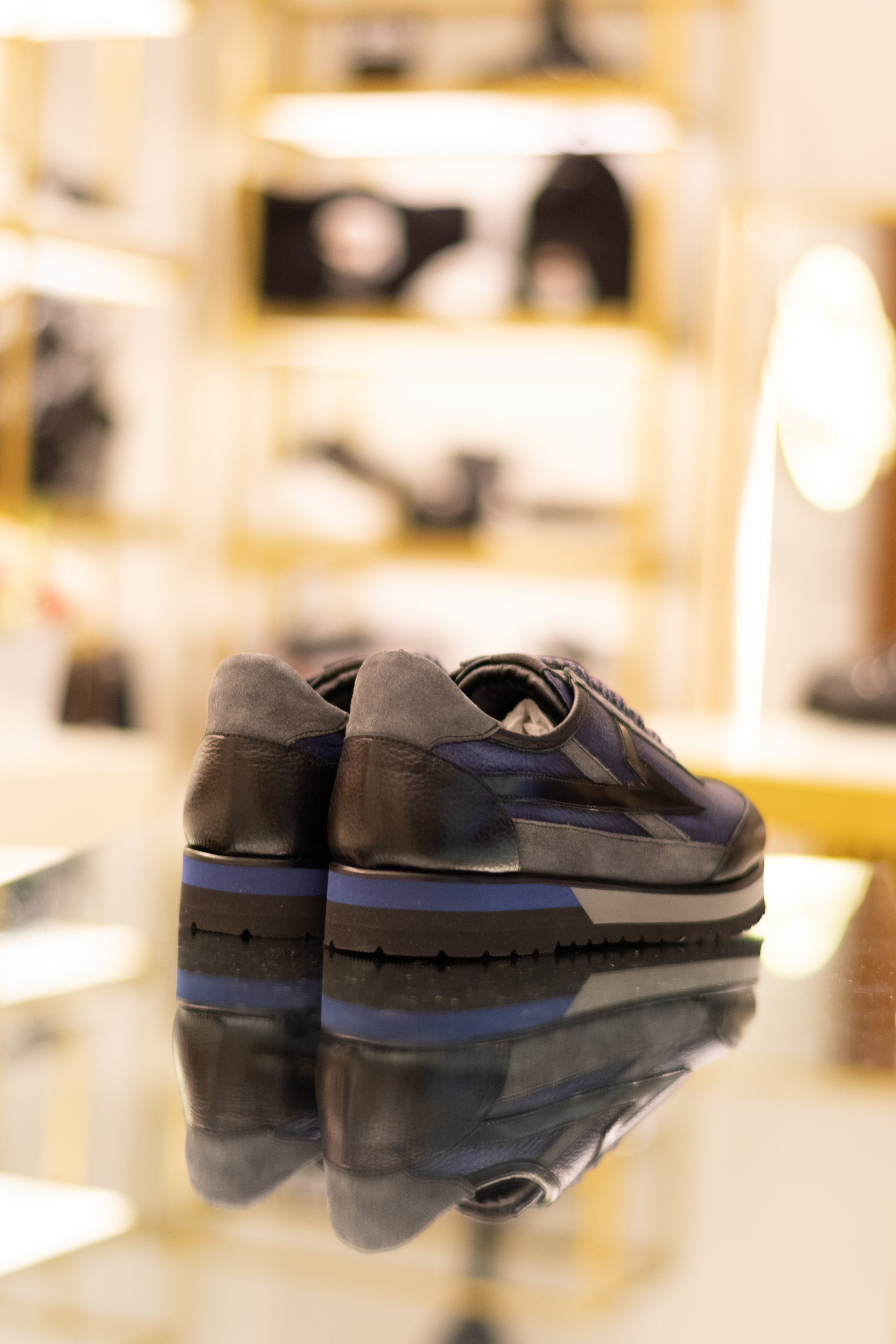 Для организаций. Предметная фотосессия для обувного магазина Capsula. Фотограф/видеограф Богдан Голованов