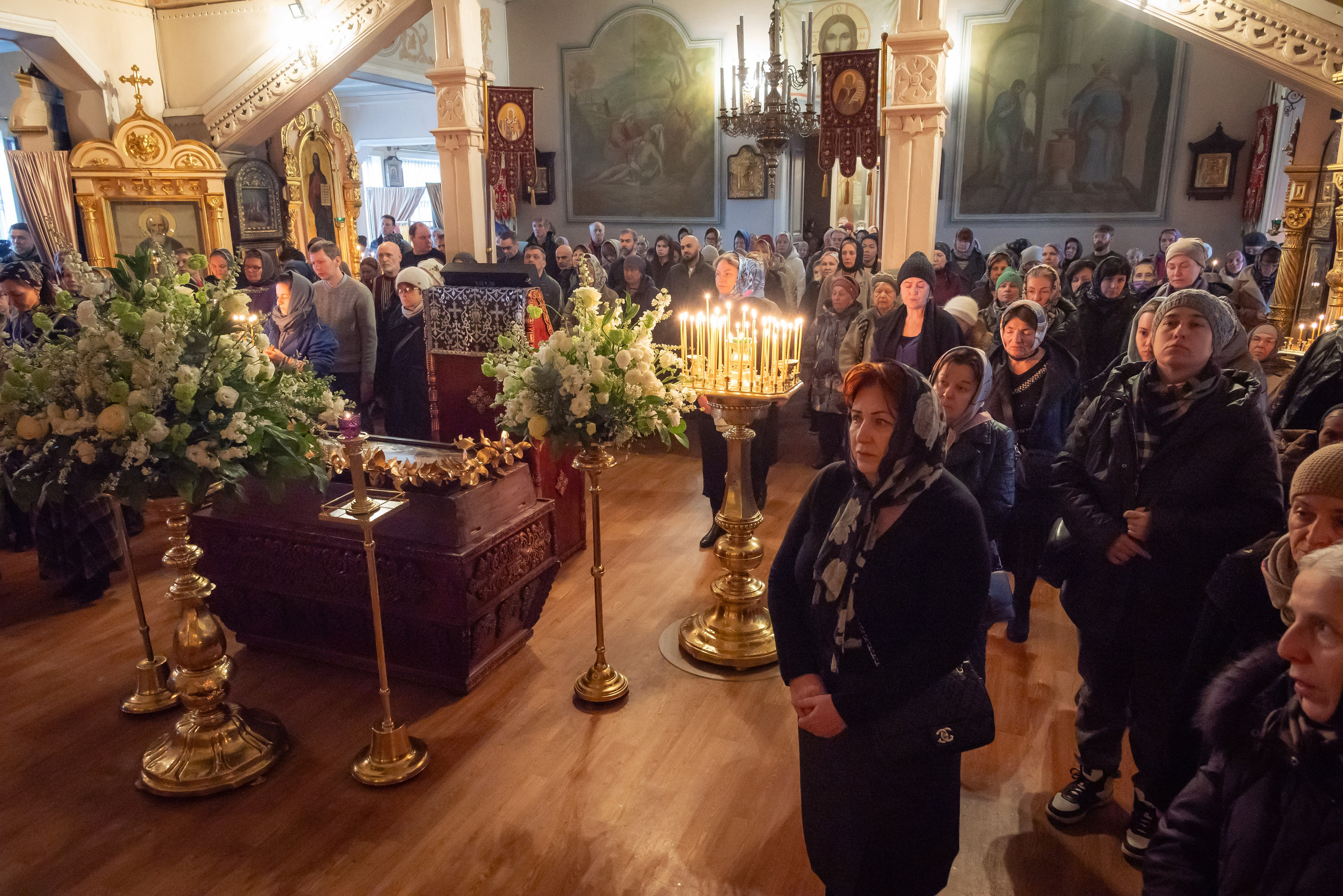 Богородский храм. Вынос Плащаницы. Антон и Татьяна Денисенко — В храме