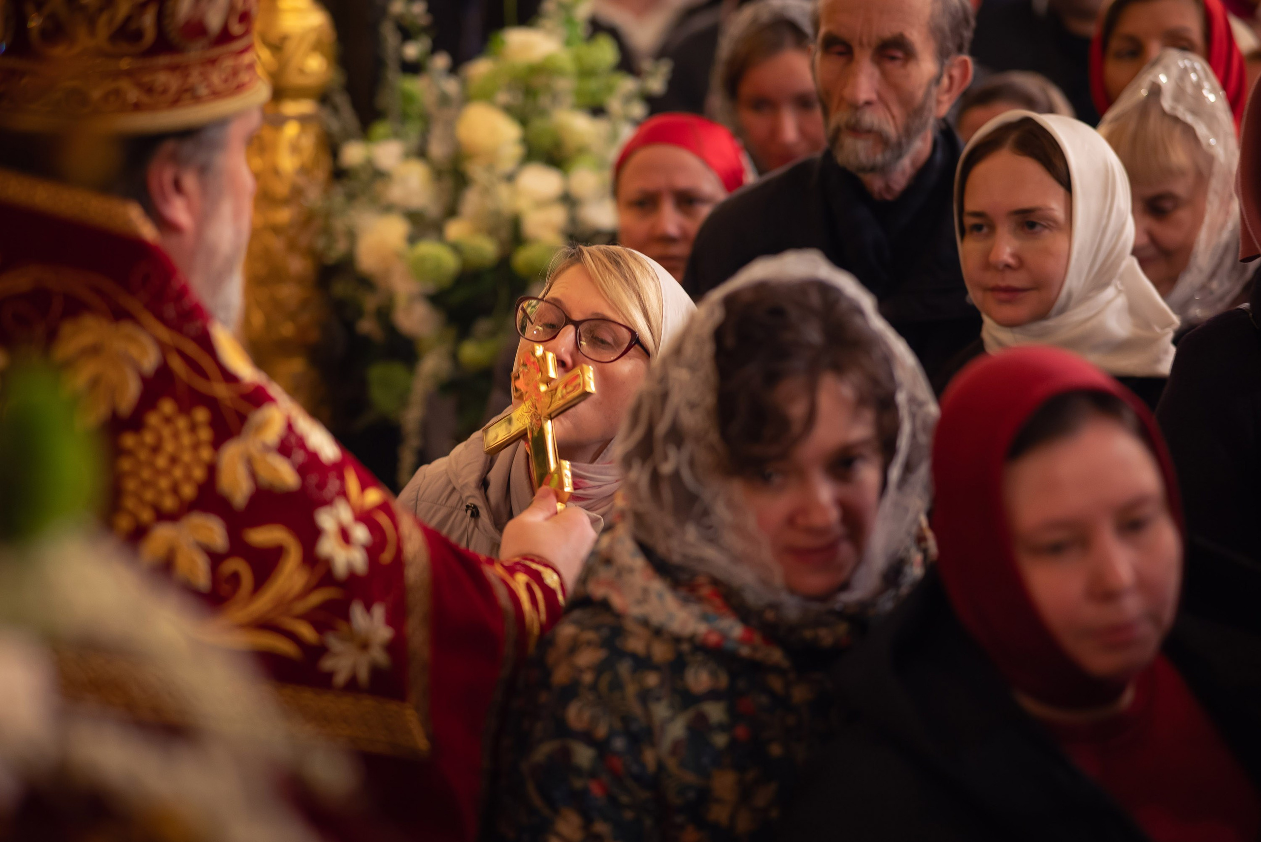 Богородский храм. Пасха. Полунощница, Божественная литургия. Антон и Татьяна Денисенко — В храме