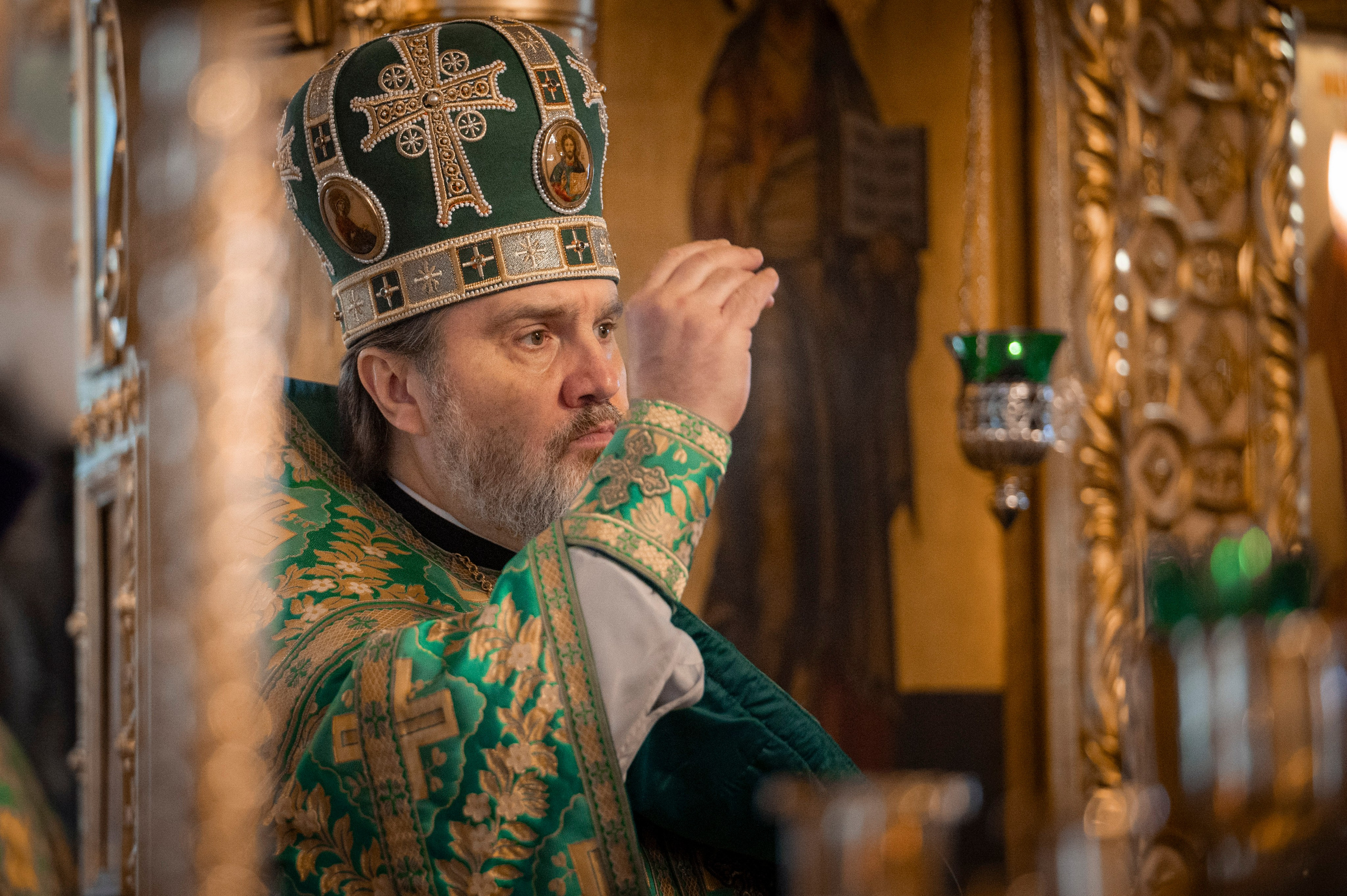Богородский храм. Вход Господень в Иерусалим. Божественная литургия. Антон и Татьяна Денисенко — В храме