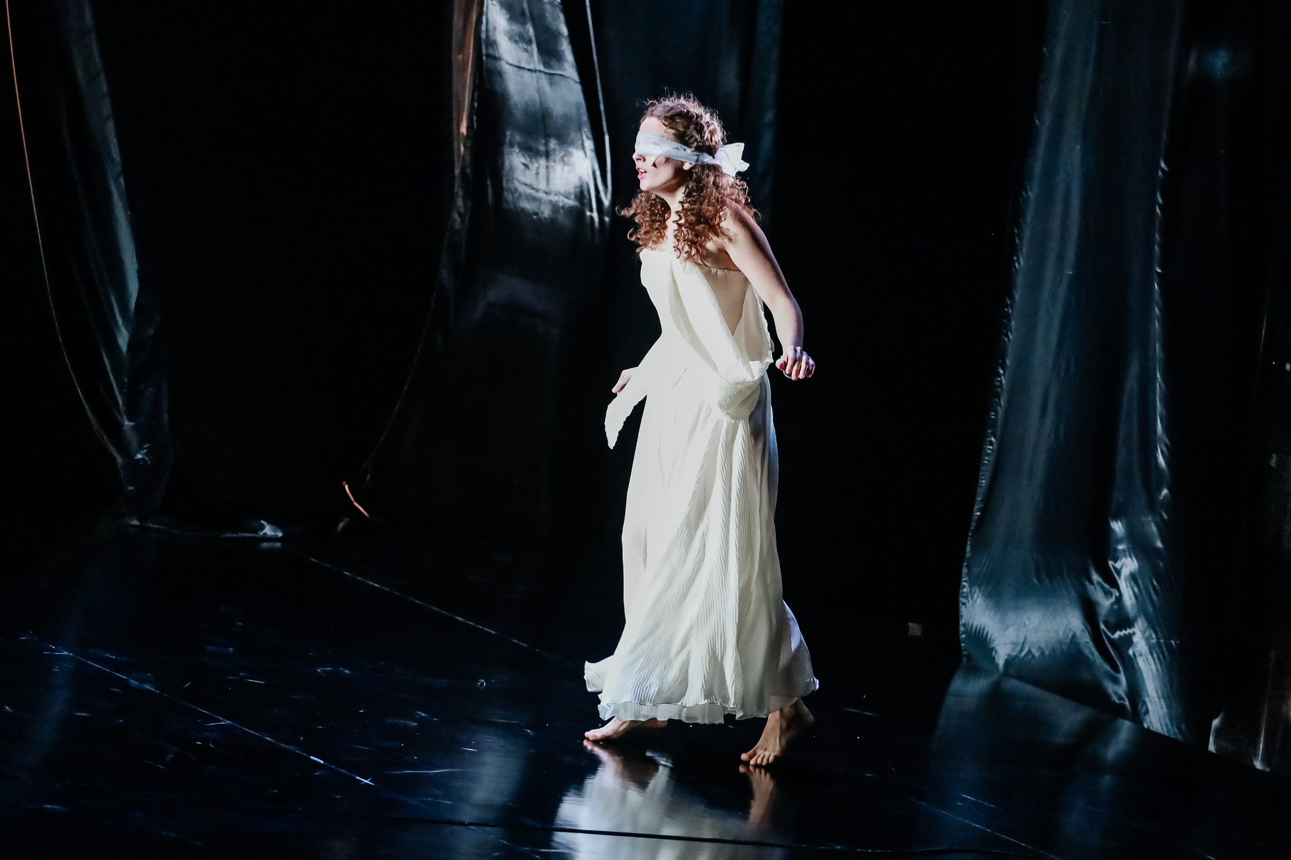 «Маскарад». Молодежный театр Алтая. Фоторепортаж. Театральная фотосъёмка