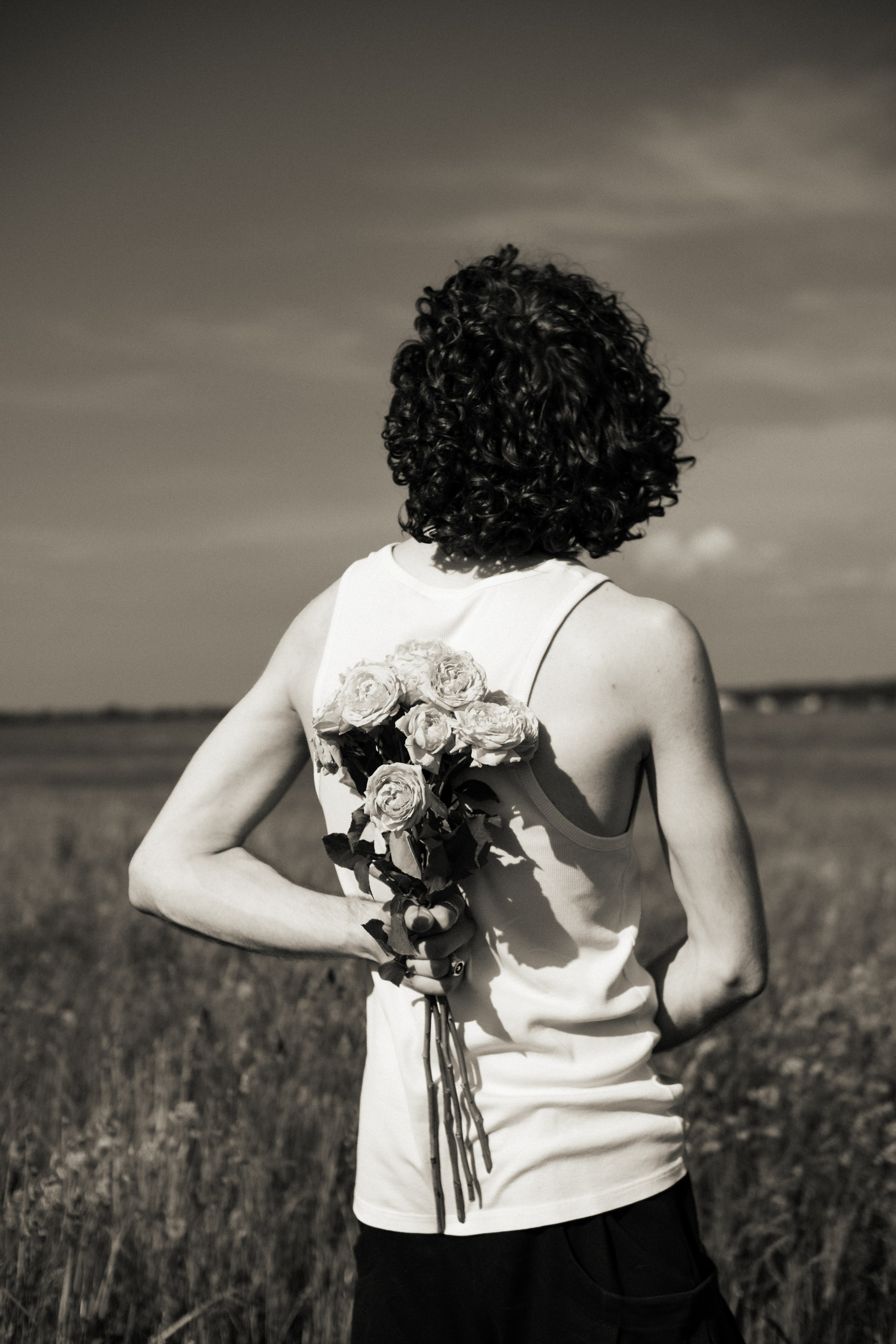 Костя. Съёмка с цветами в поле. Lickord