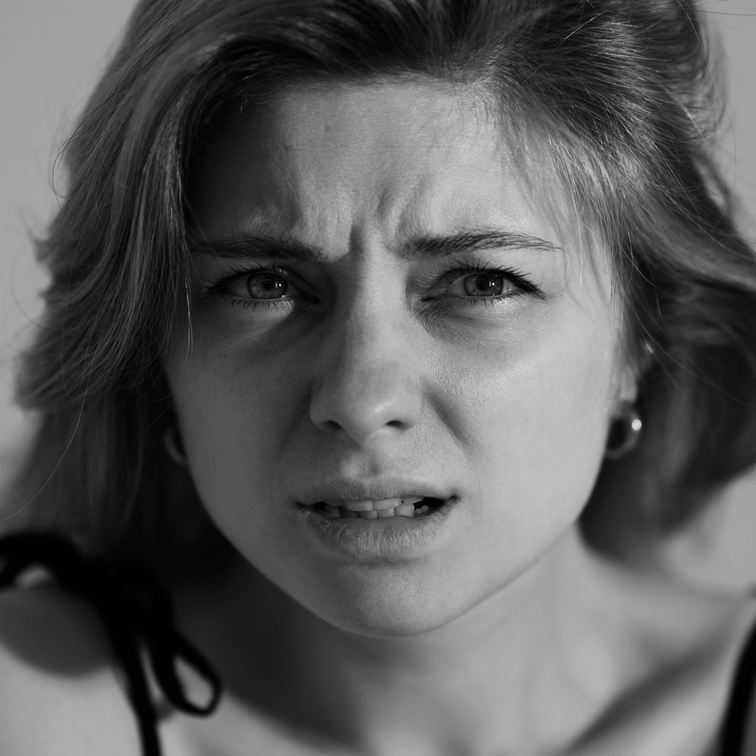 Студийная женская фотосессия в Москве. Портретный фотограф в Москве Владислав Каданцев