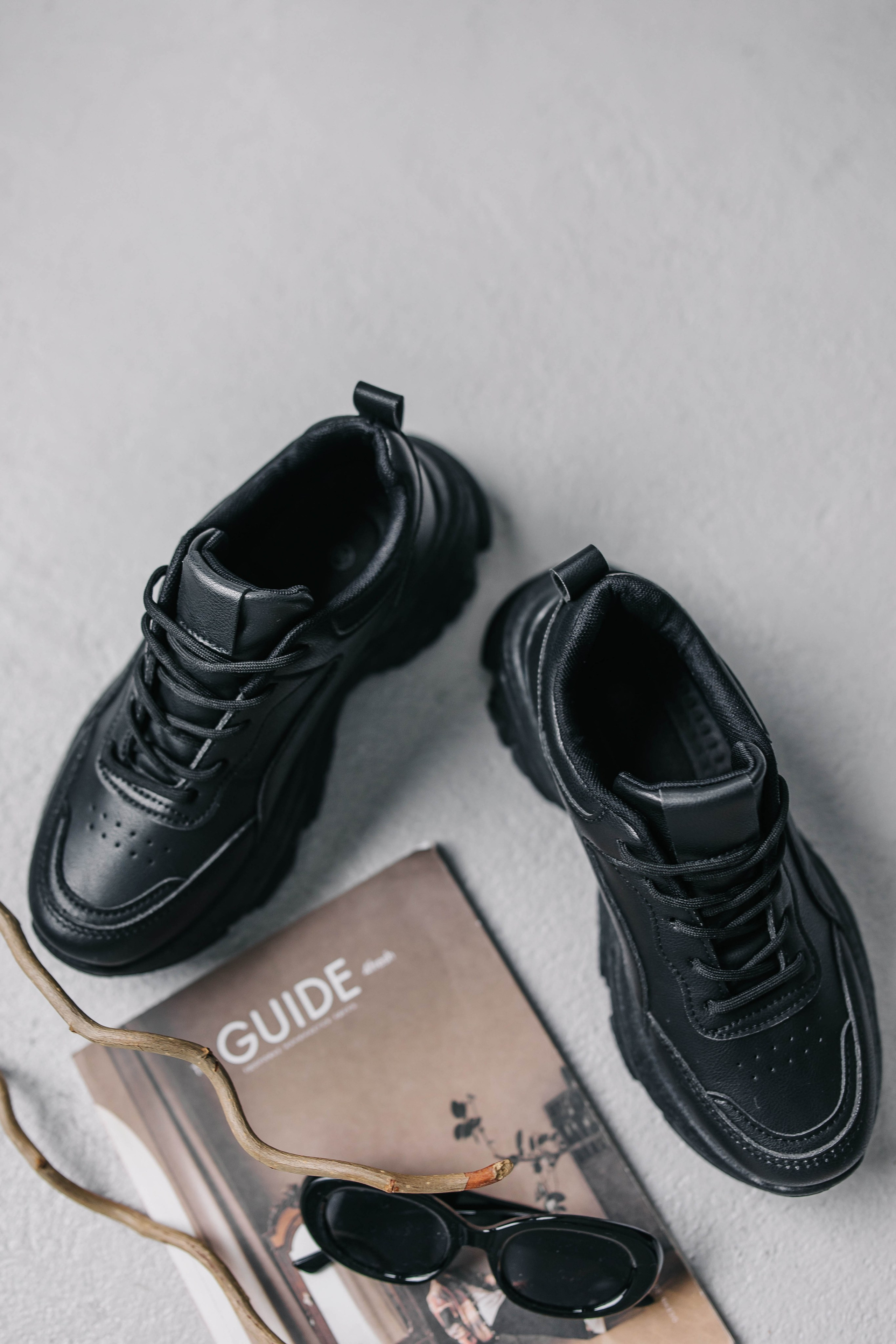 Кроссовки как в Pinterest. Профессиональный фотограф