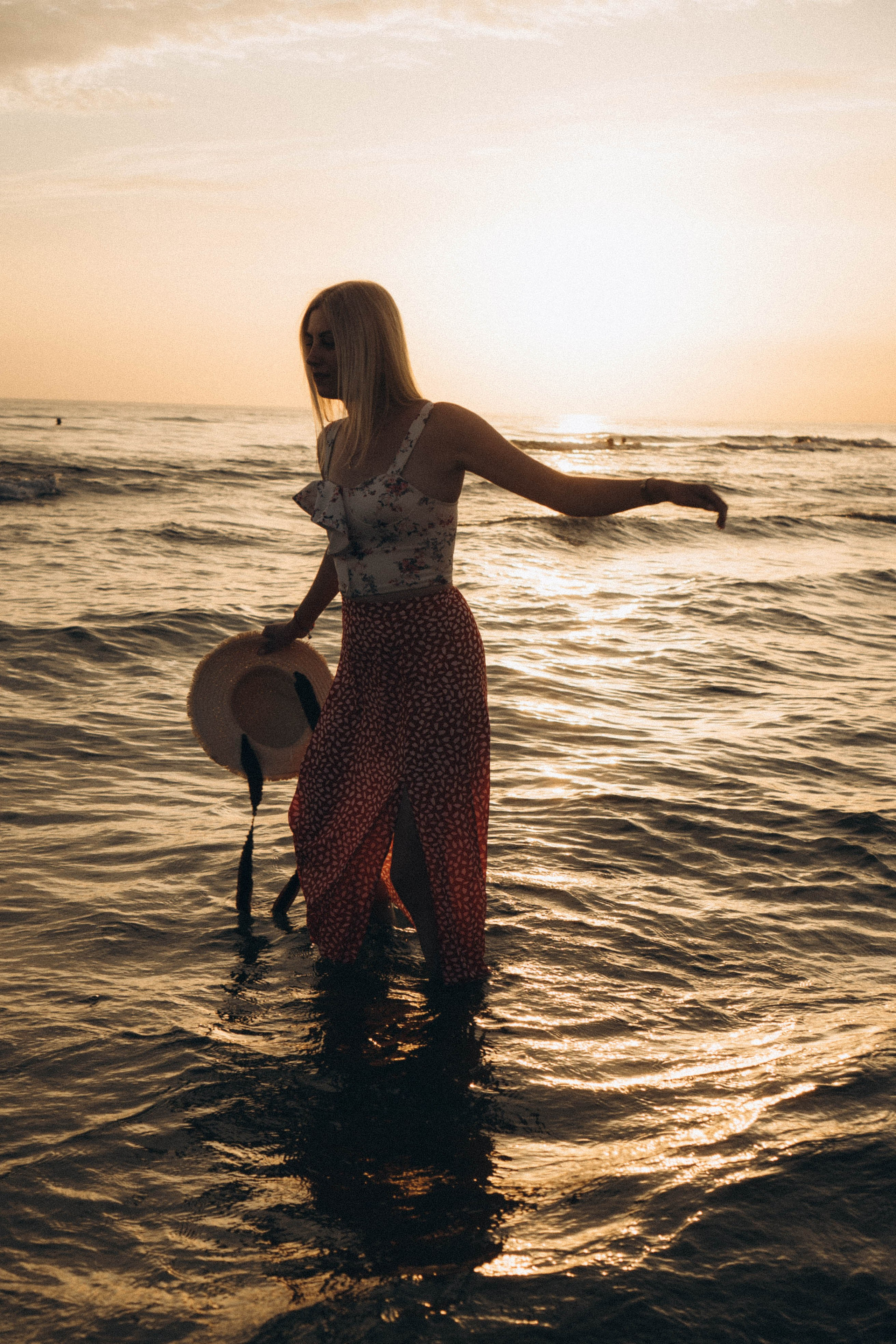 Июльский вечер на берегу черного моря. Профессиональный фотограф, Санкт-Петербург — Виктория Богомолова