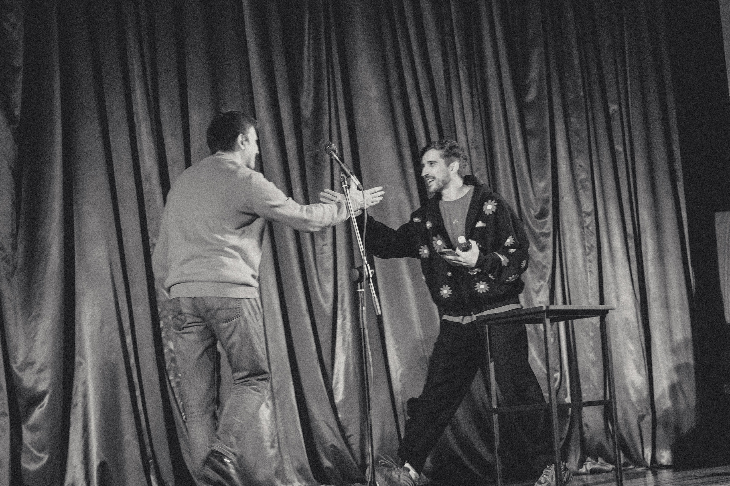 Стэндап Филипп Воронин. Boringowl | Коммерческий фотограф в Иркутске Раиса Ботороева