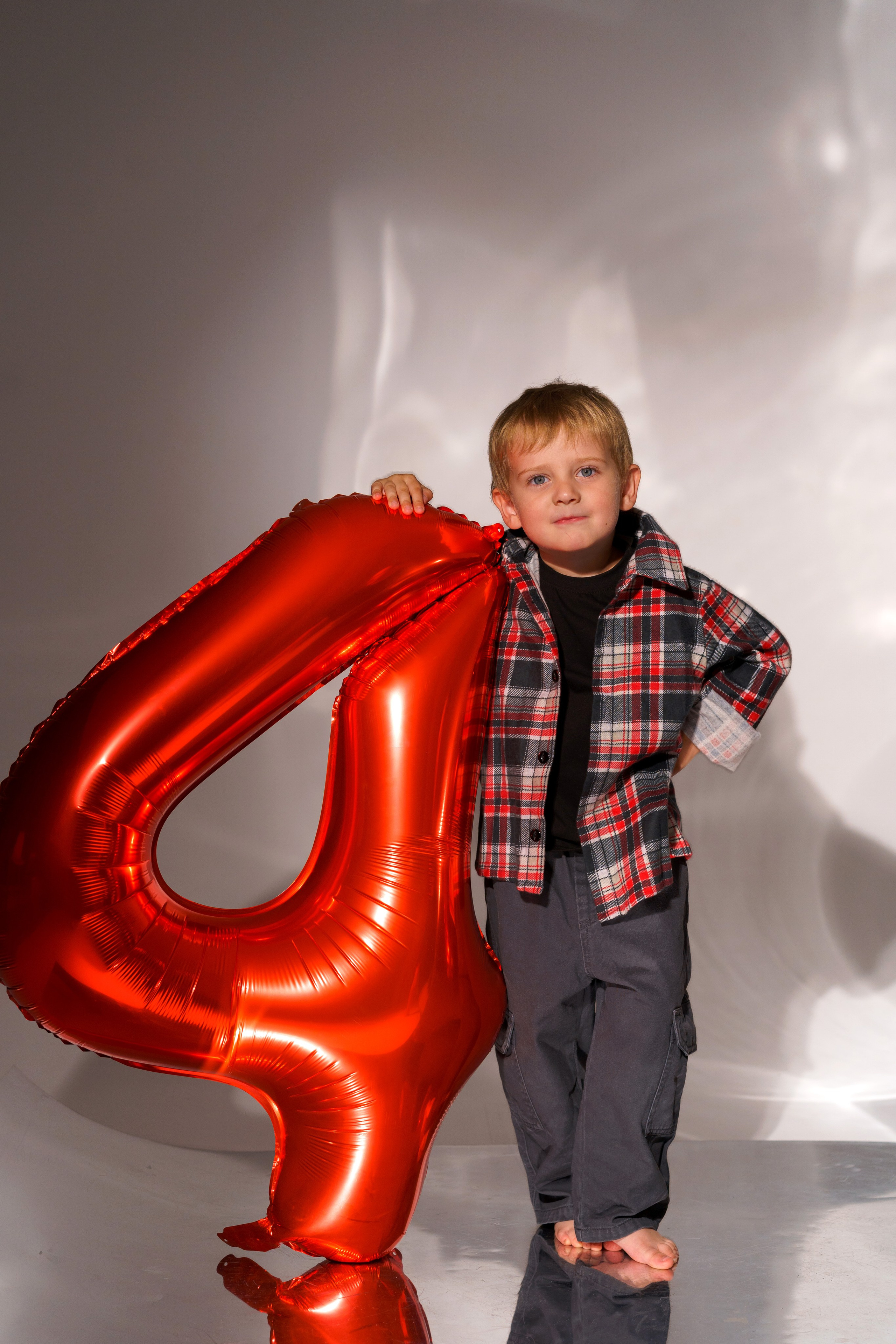 Детская фотосессия, съемки детей, студийная фотосессия. Главная