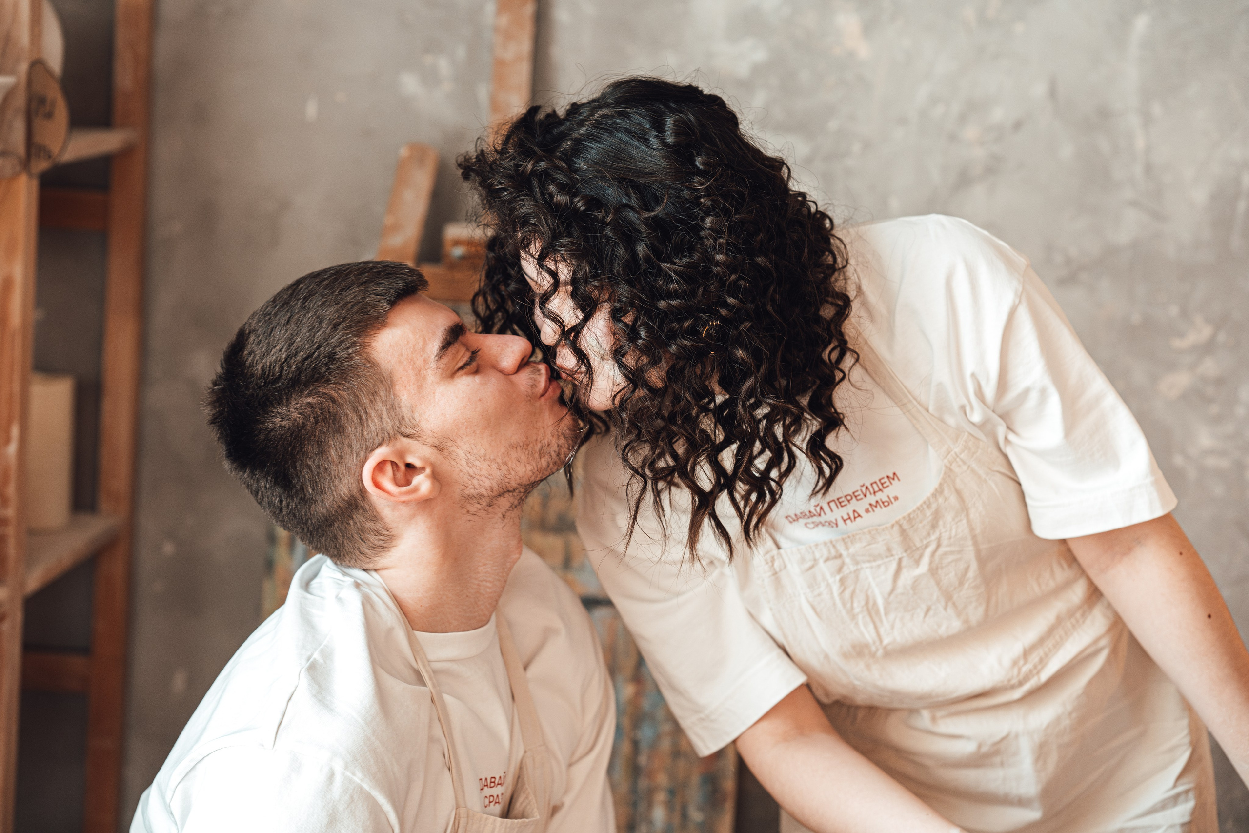 Свидание в гончарной мастерской (A&A). Легкая фотография