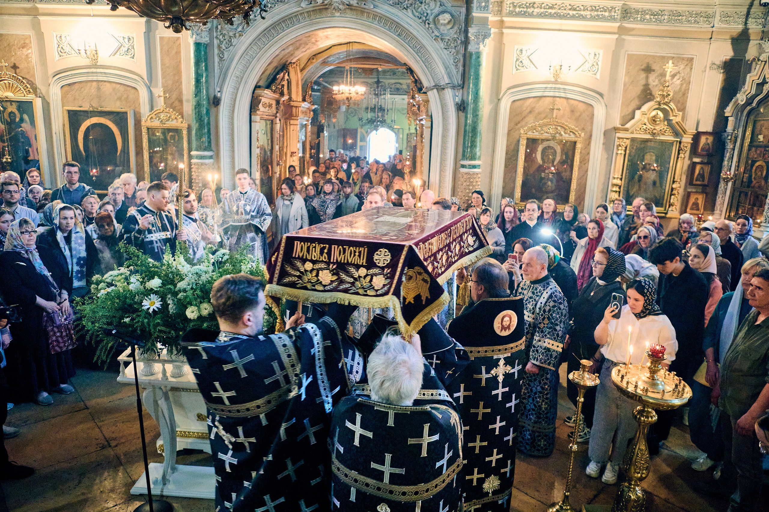 Утреня. Погребение Спасителя. DMITRY MOISEENKO — фотограф, художник, топ-стилист