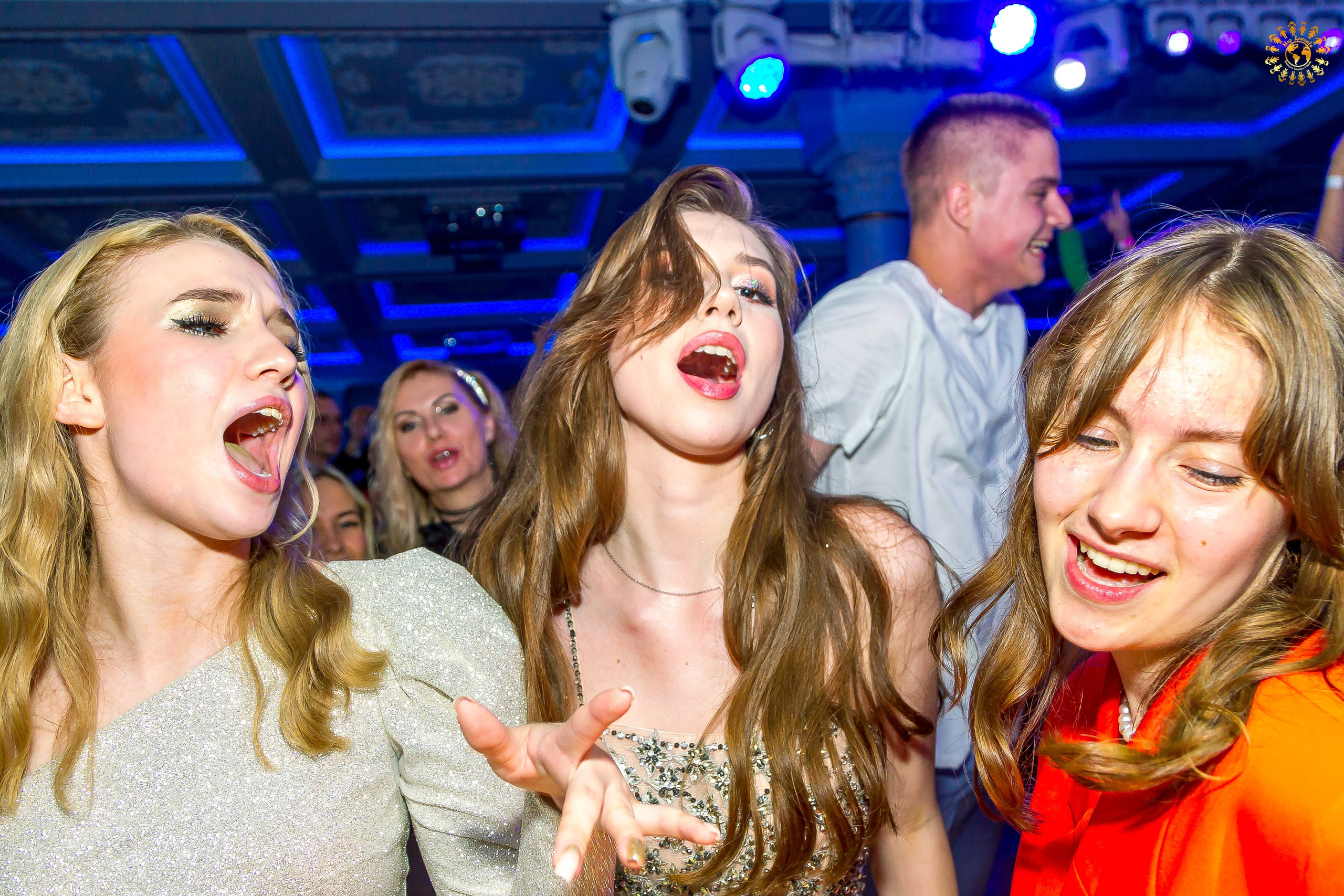 Выпускной 2023 (11-е классы) Triumph City Hall Москва. Репортажная съемка в Москве и области. Анималистика