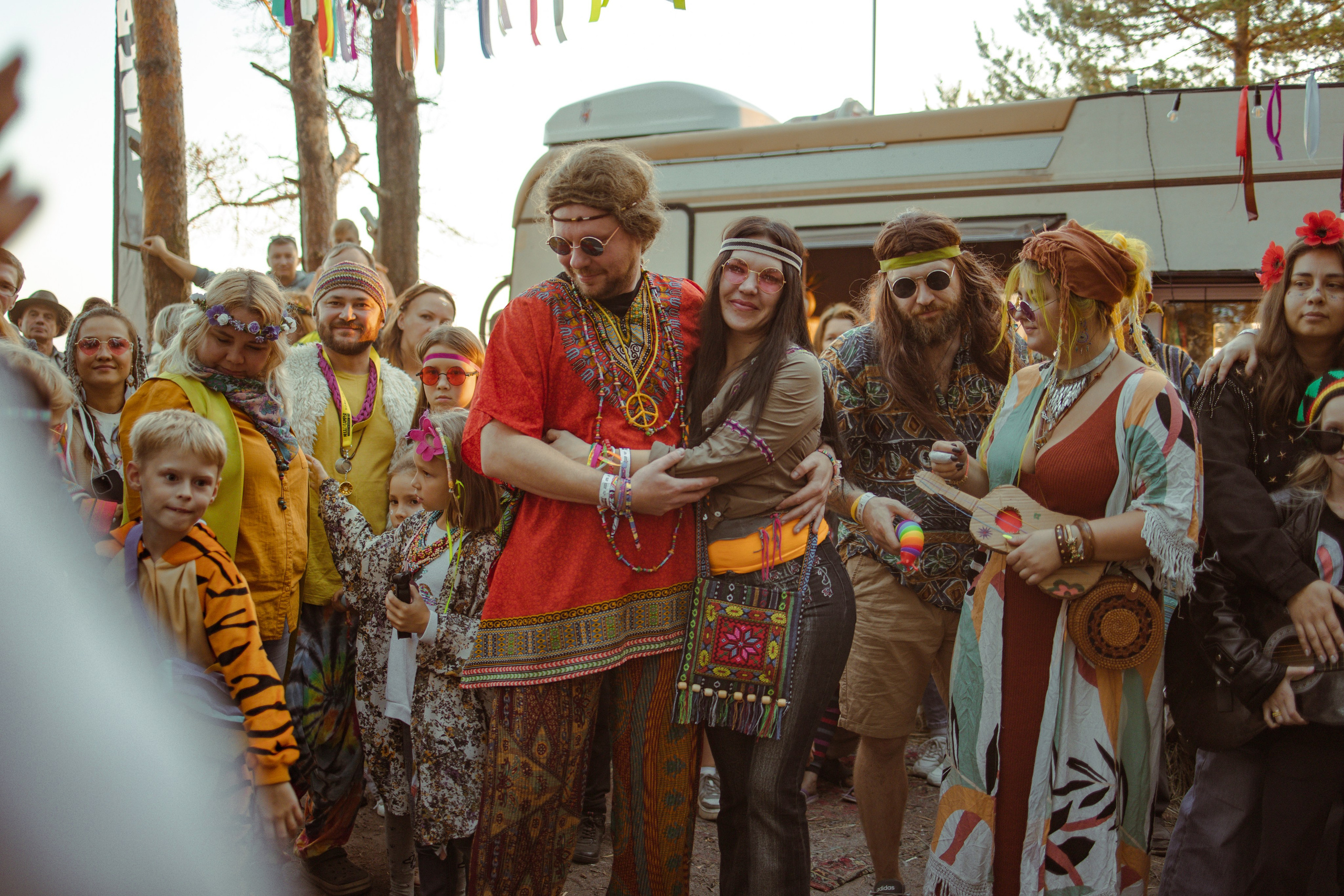 Фестиваль Hello Camper закрытие 2023. Репортажный и портретный фотограф в Санктпетербурге. Видиосъемка мероприятий в Санкт-Петербурге