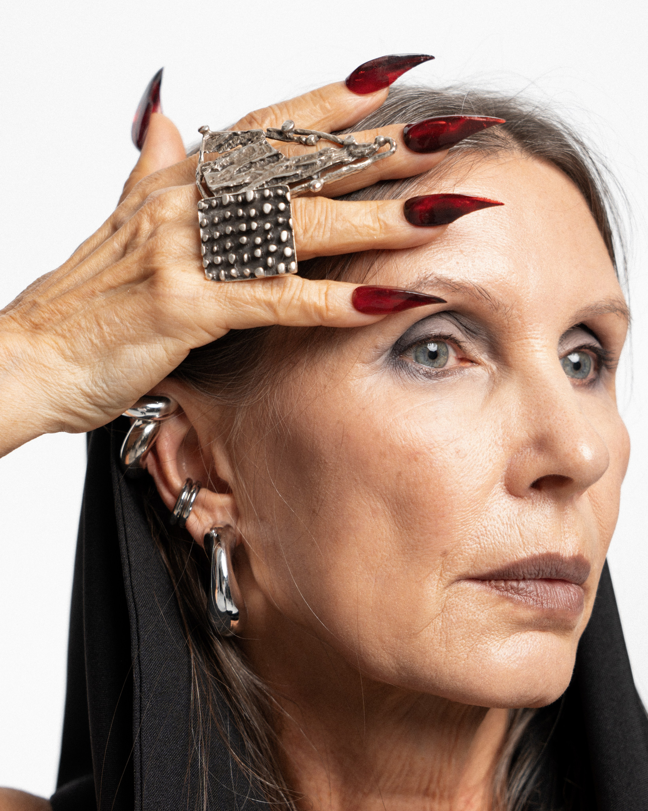 Catalog for corrosion.nails. Верговская Софья FASHION-PHOTOGRAPHER из Санкт-Петербурга