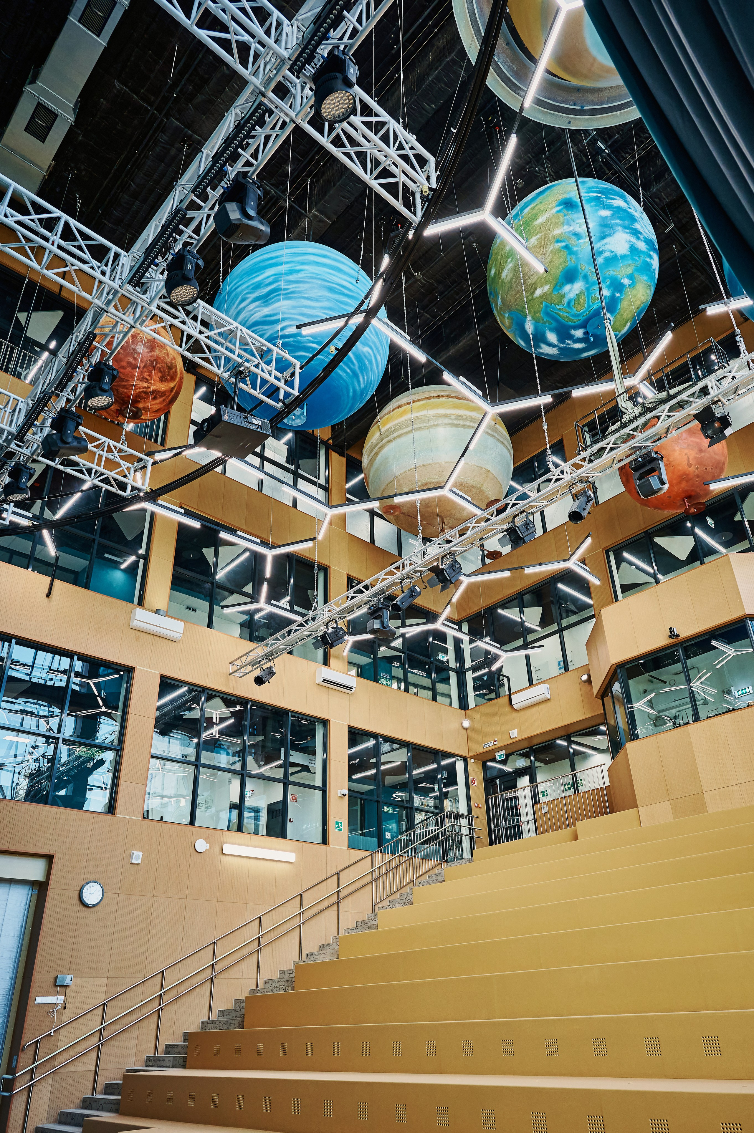 Коммерческая недвижимость. Фотосъёмка недвижимости и промышленных объектов в Москве