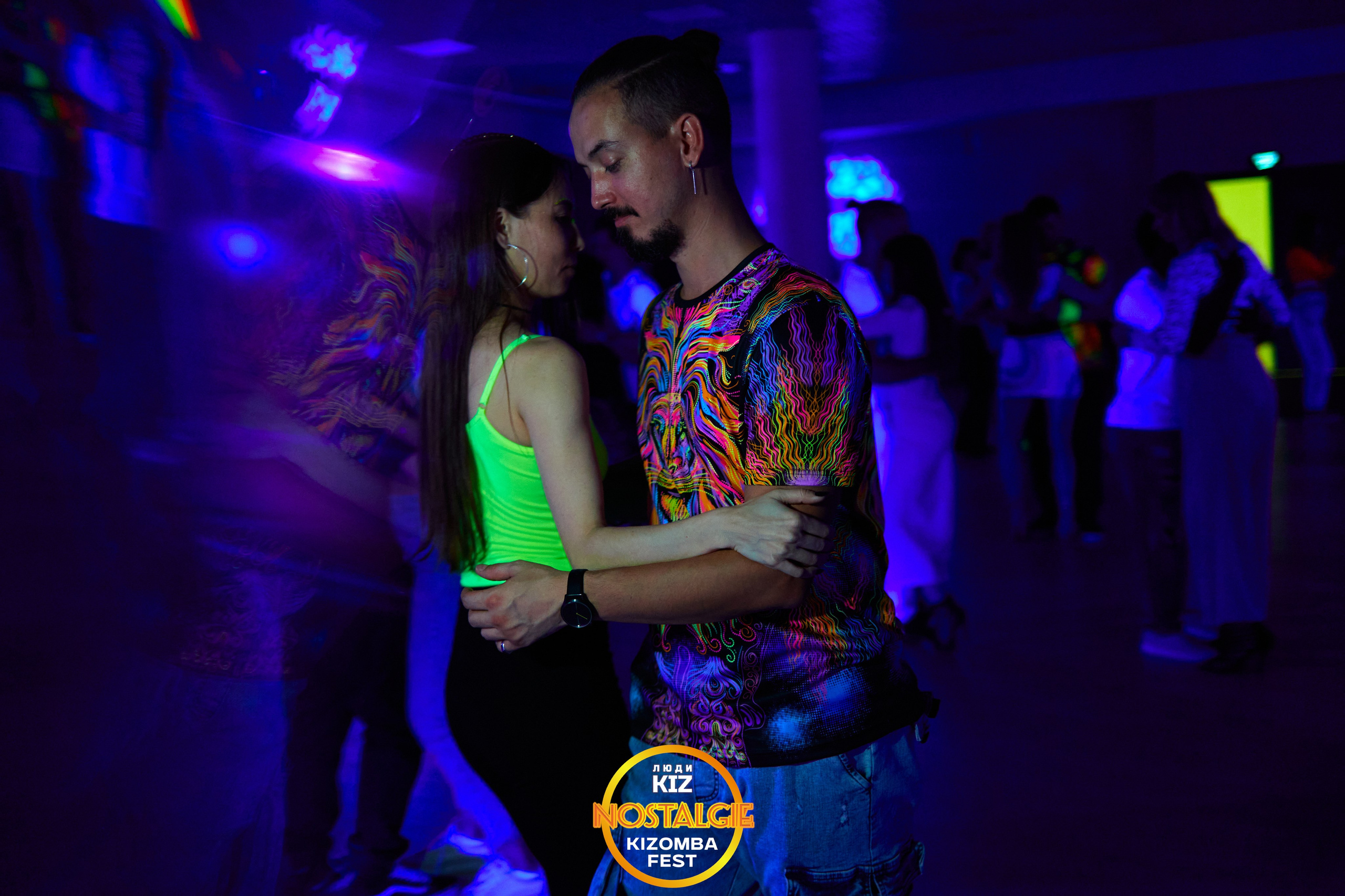 Neon party. Свадебный фотограф