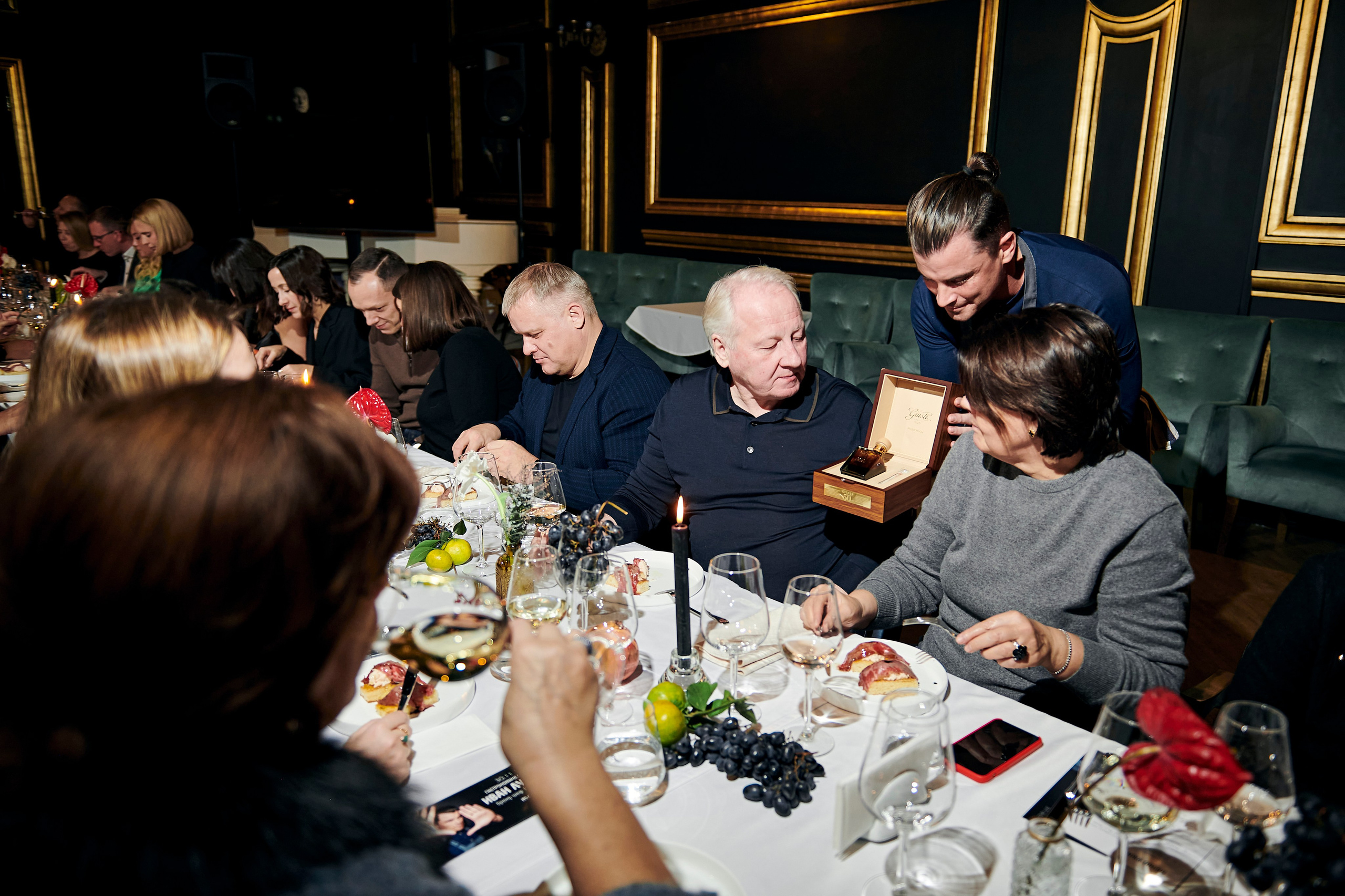 Momo. Ужин с Иваном Лучкиным (Bruxx). Фотограф Постольник Дарья