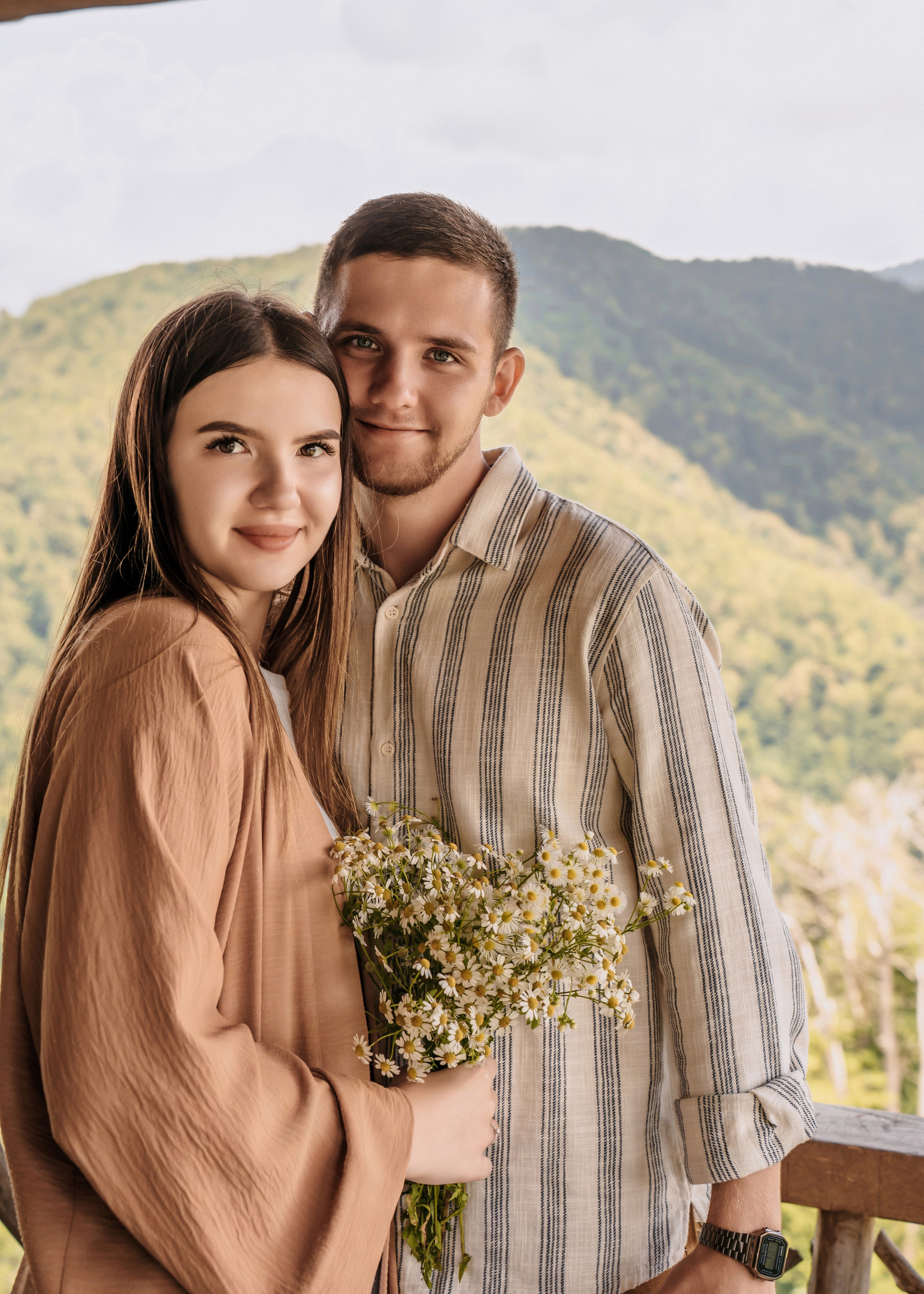 Лав стори фотосессия у моря и в горах в Сочи, Адлере и Красной Поляне. Алина Бернд — свадебный и индивидуальный фотограф в Сочи и Адлере