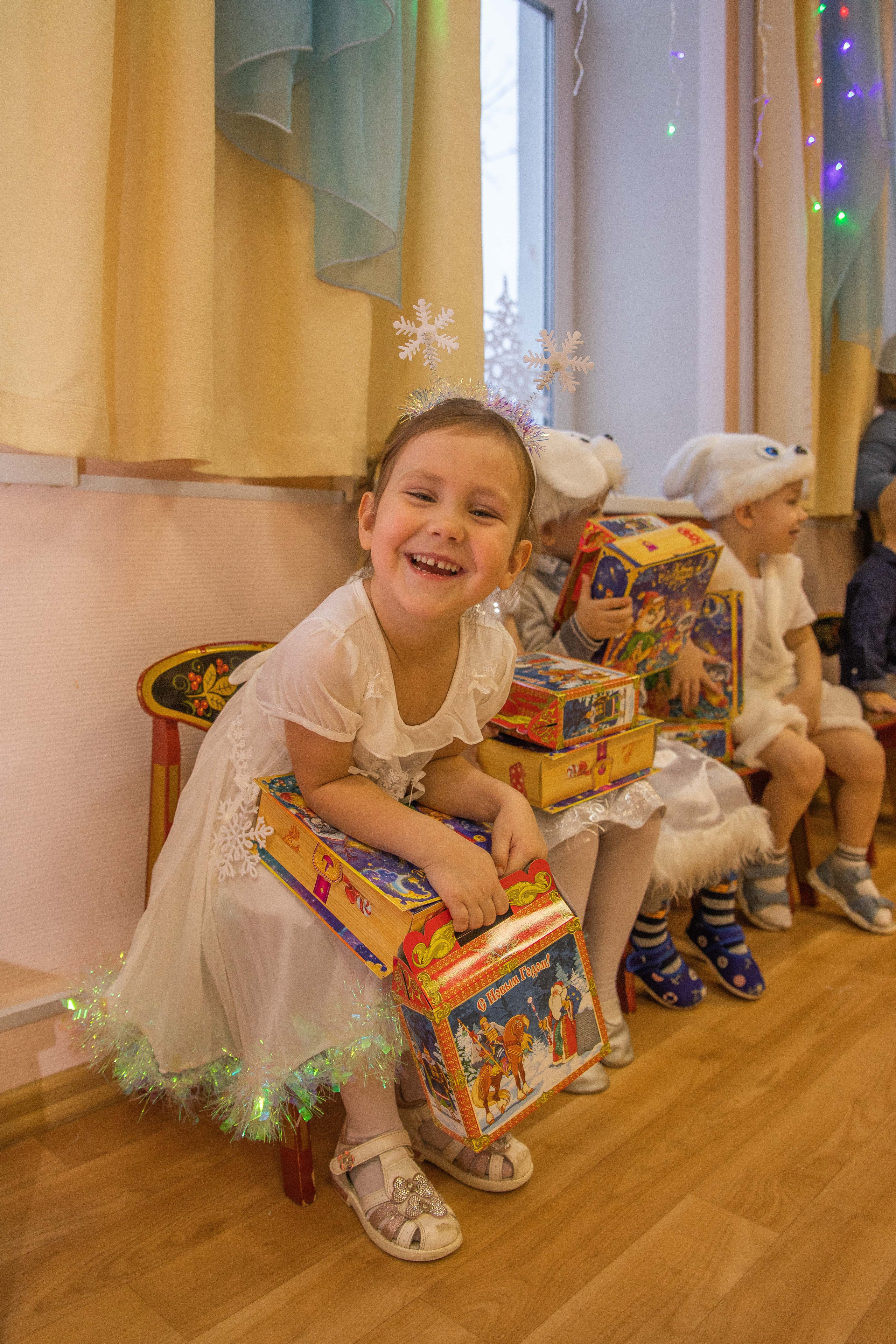 Утренник в детском саду. Семейный свадебный интерьерный фотограф Тверь Санкт- Марина Свистунова