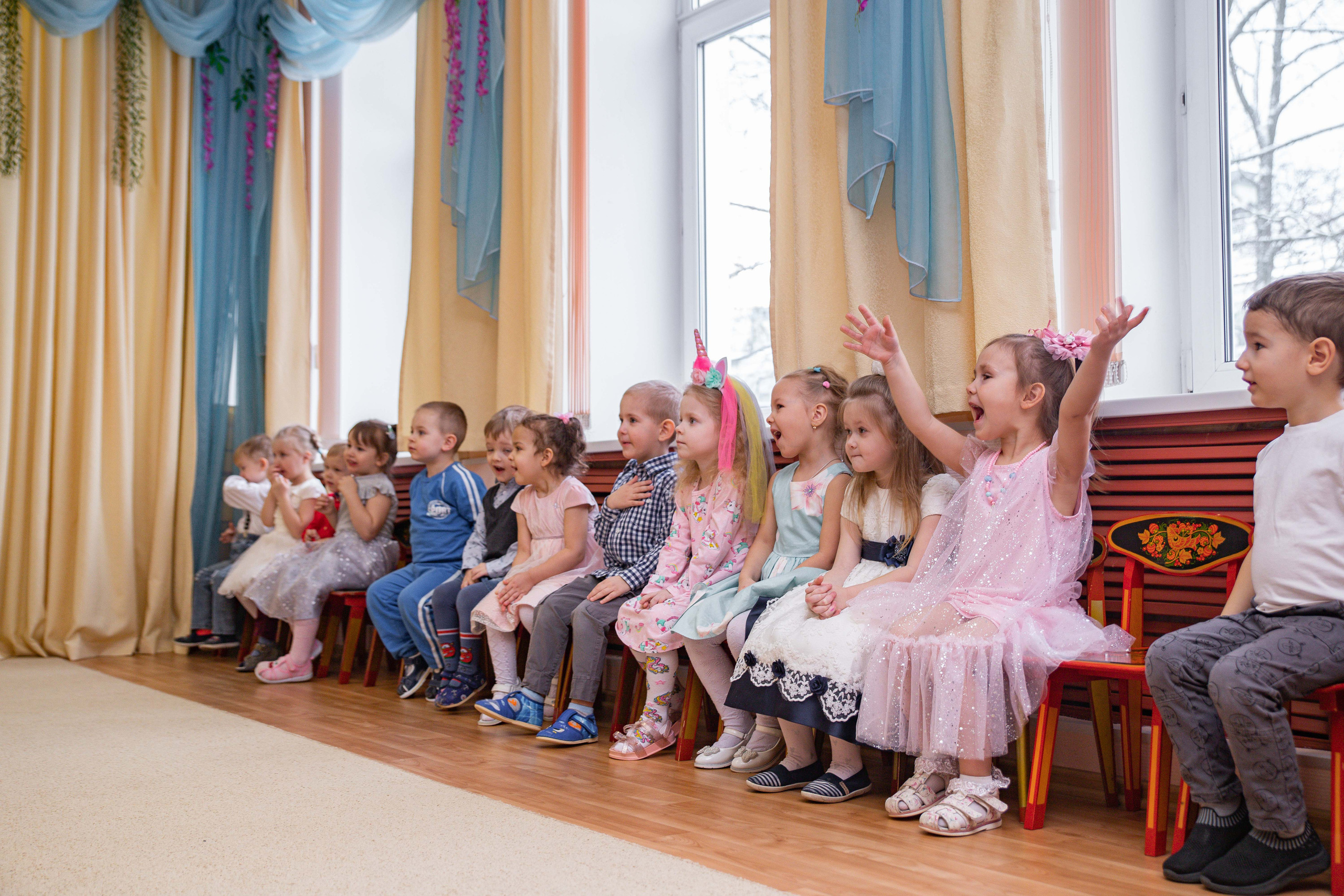 Утренник в детском саду. Семейный свадебный интерьерный фотограф Тверь Санкт- Марина Свистунова
