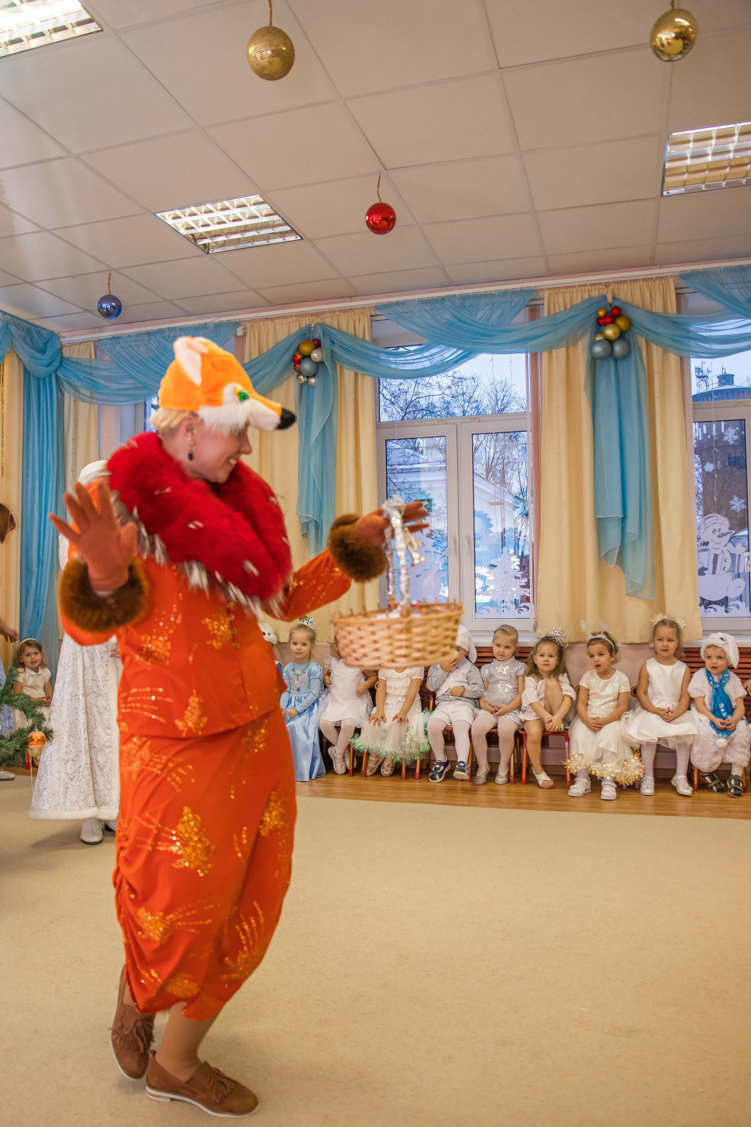 Утренник в детском саду. Семейный свадебный интерьерный фотограф Тверь Санкт- Марина Свистунова