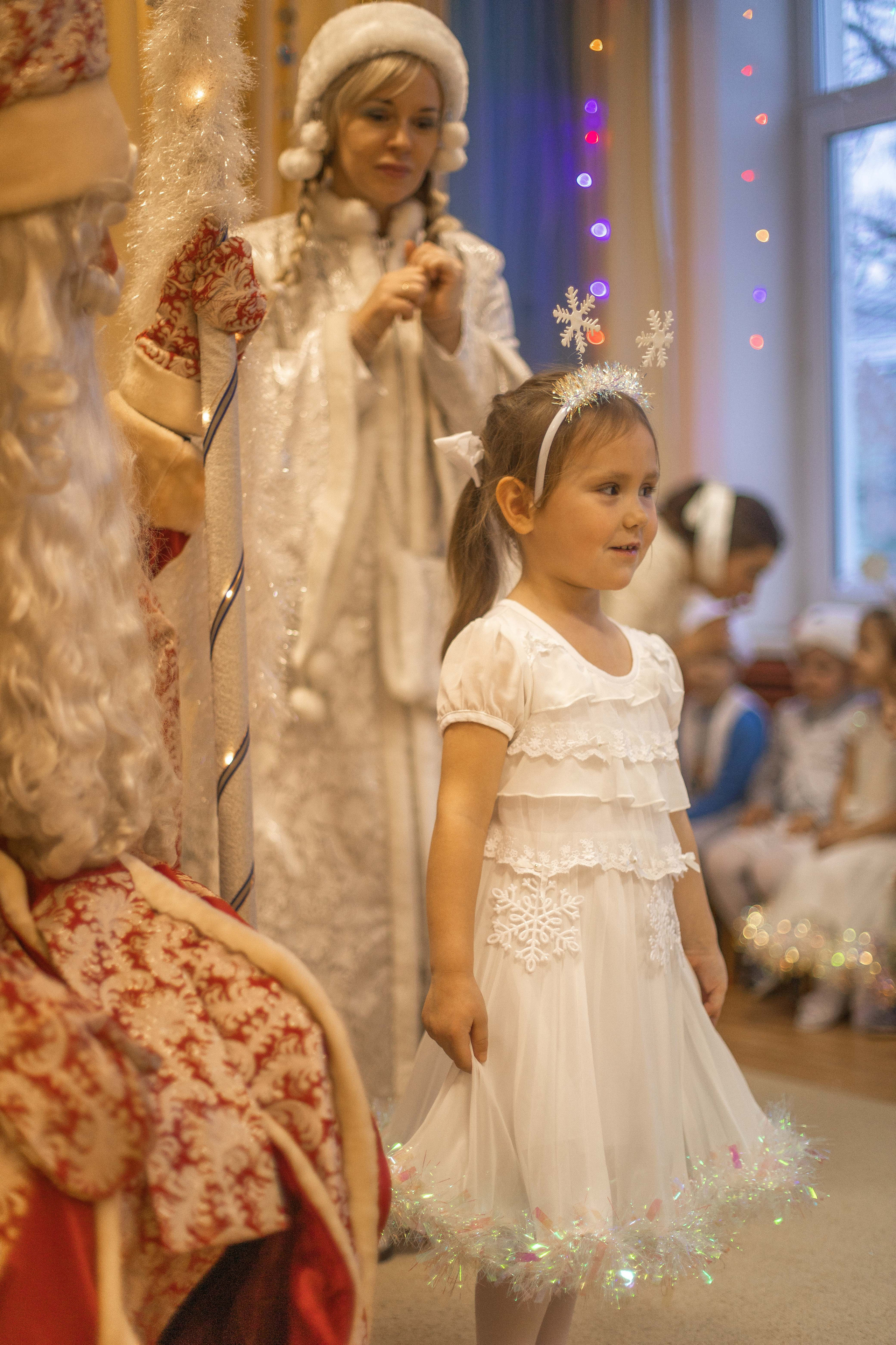 Утренник в детском саду. Семейный свадебный интерьерный фотограф Тверь Санкт- Марина Свистунова