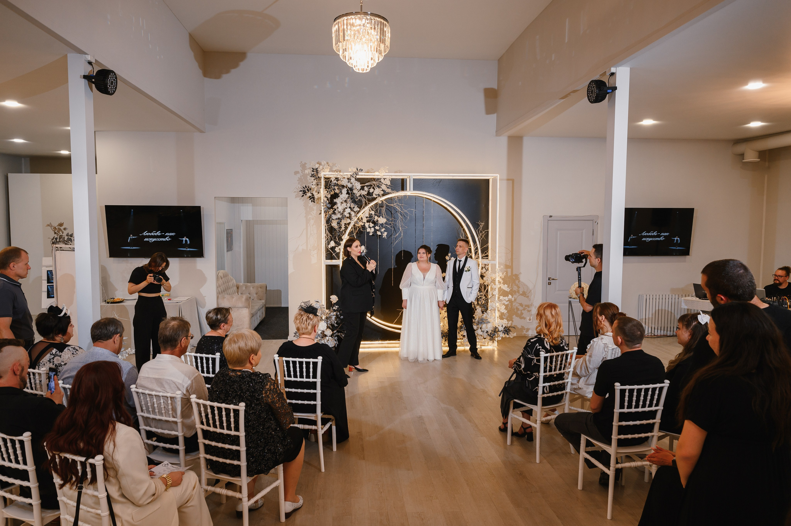 Weddings. Wedding and family photographer USA