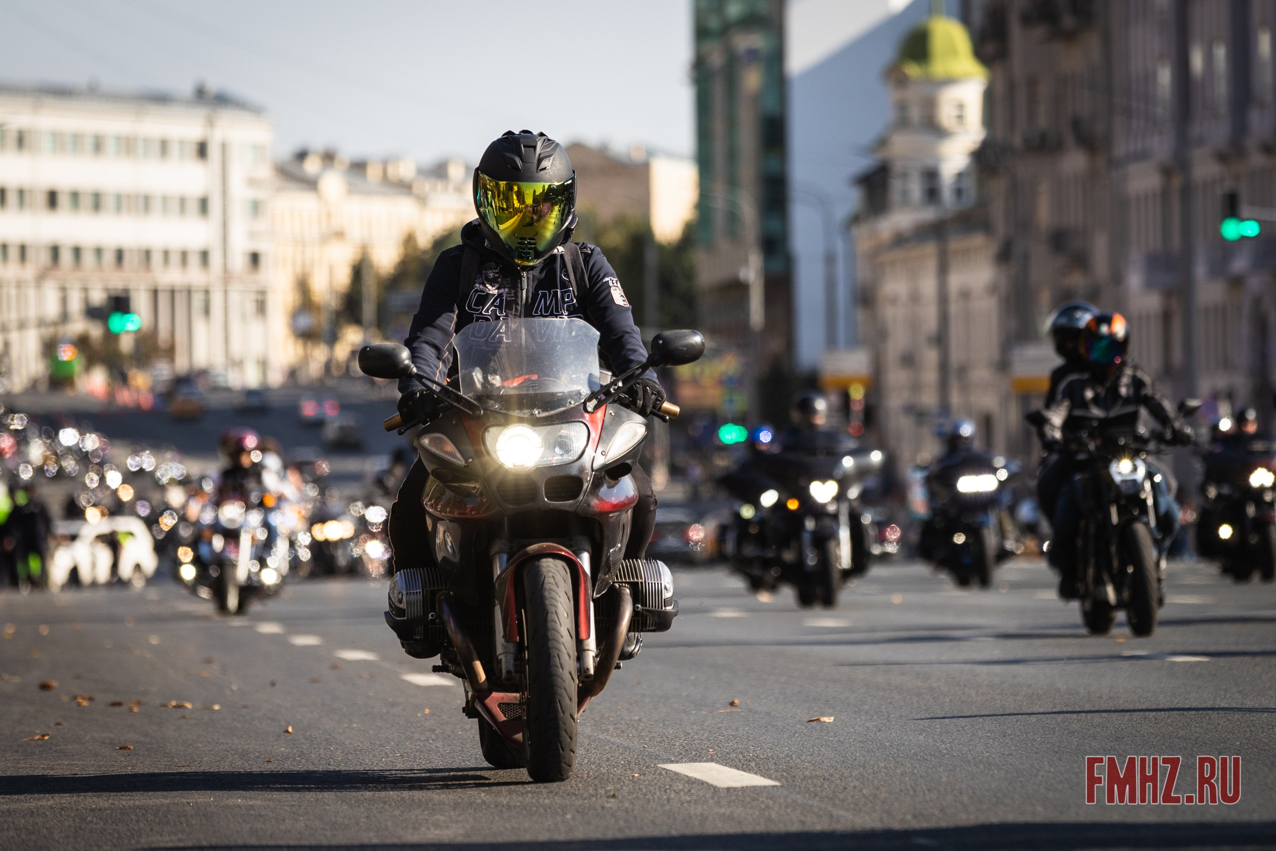 Закрытие Мотосезона 2023 на проспекте Академика Сахарова. Фотограф Владимир Охрименко