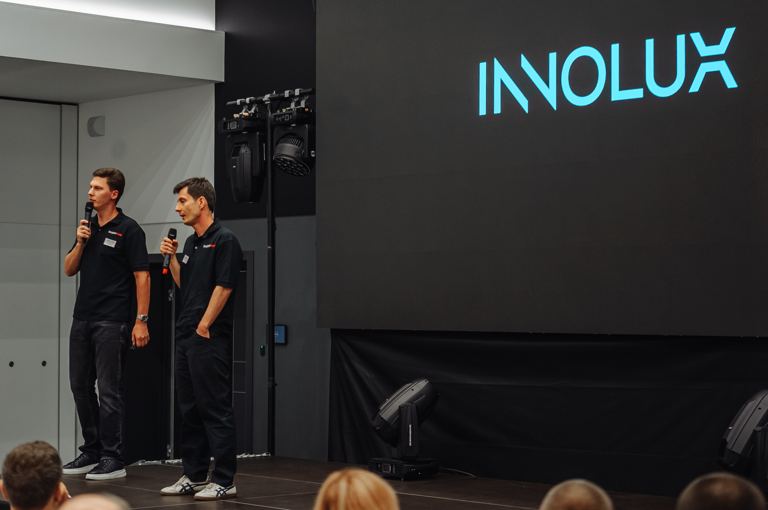 Конференция для дистрибьюторов Navigator Group. Свадебный фотограф в Екатеринбурге Артём Зайнетдинов