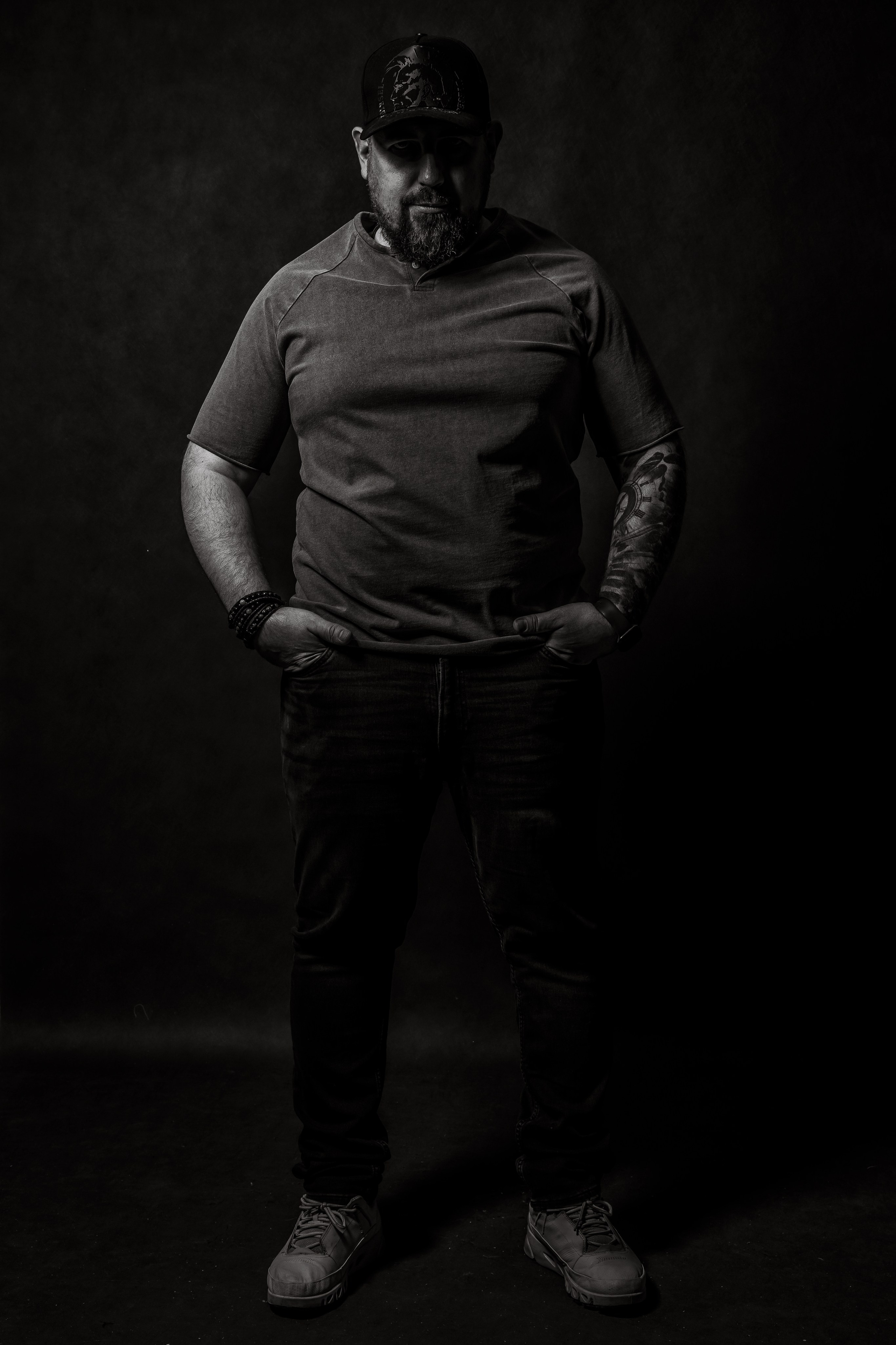 В студии. Photomantis